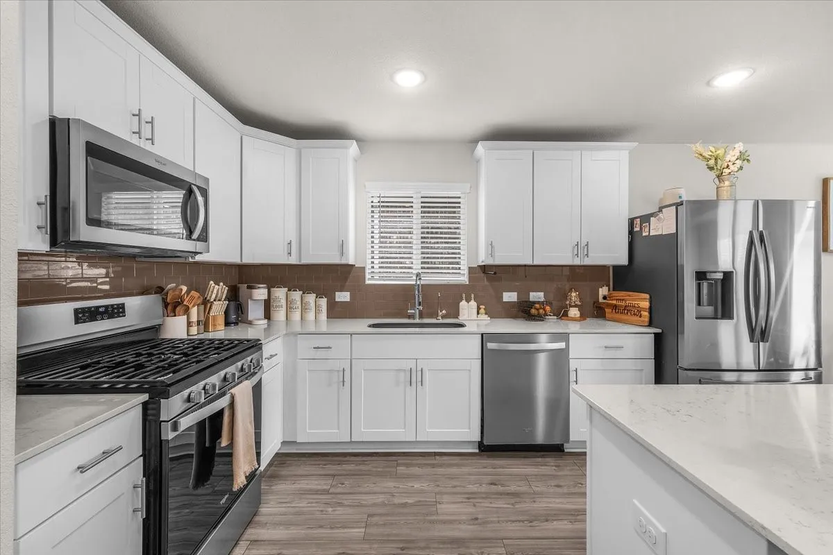Single Family Residence For Sale in Denton County , 16016 Wanderer Lane, Haslet, Texas 76052, 3 Bedroom, 2 Bathroom, 2 Garage spaces, 1,427 Sqft, built in 2022, mls#21279736, Real Estate Agent in Haslet, Homes For Sale in Denton county, Homes For Sale in Haslet, Realtor in Haslet Texas, Real Estate Brokerage Independent Realty Texas, Luminita Cordes Realtor
