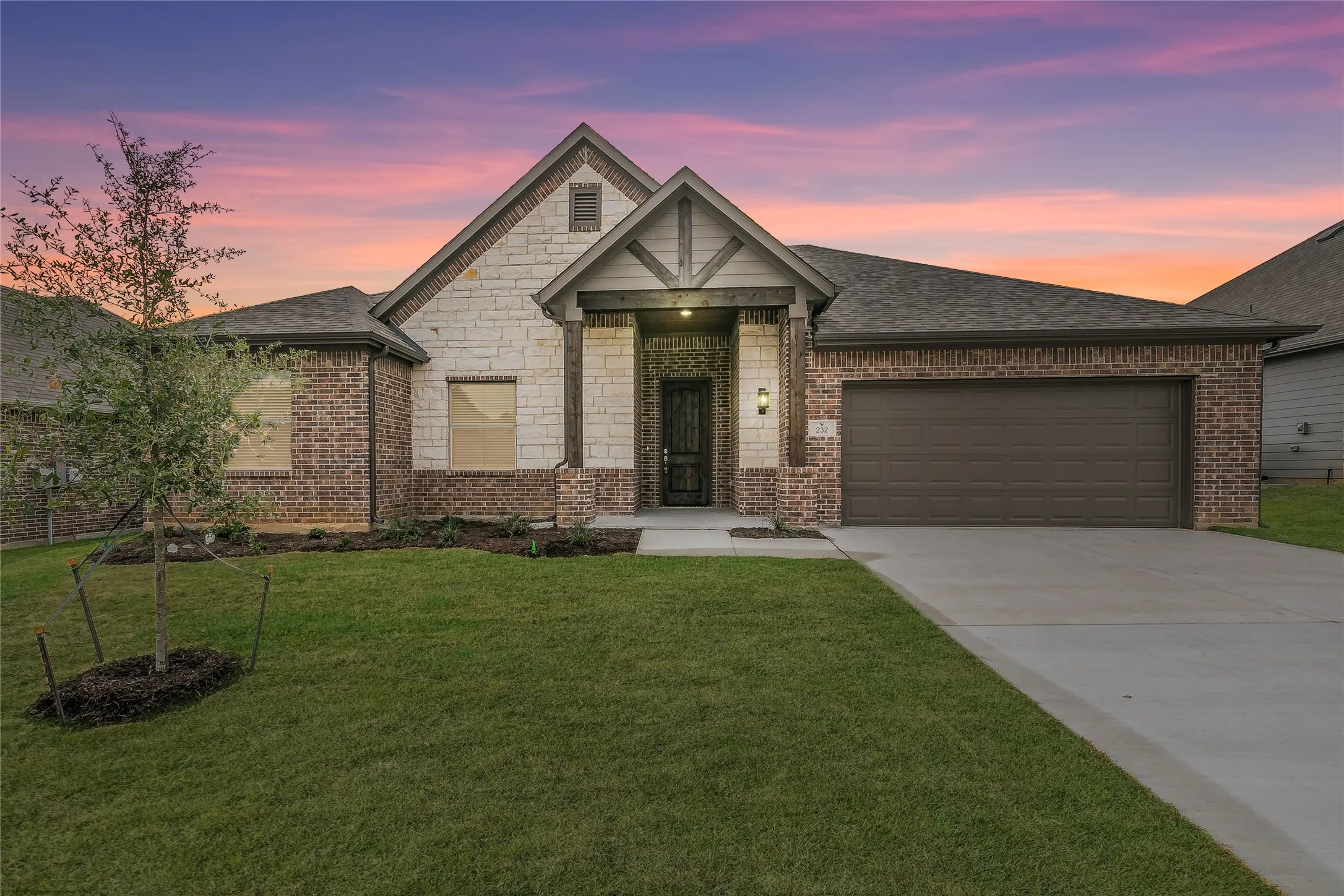 Single Family Residence For Rent