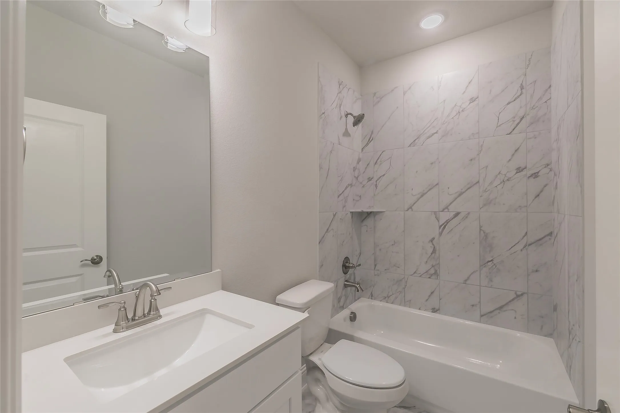 Single Family Residence For Rent in Parker County , 232 Gardenia Drive, Azle, Texas 76020, 4 Bedroom, 3 Bathroom, 2 Garage spaces, 2,029 Sqft, built in 2023, mls#21284778, Real Estate Agent in Azle, Homes For Rent in Parker county, Homes For Rent in Azle, Realtor in Azle Texas, Real Estate Brokerage Independent Realty Texas, Luminita Cordes Realtor