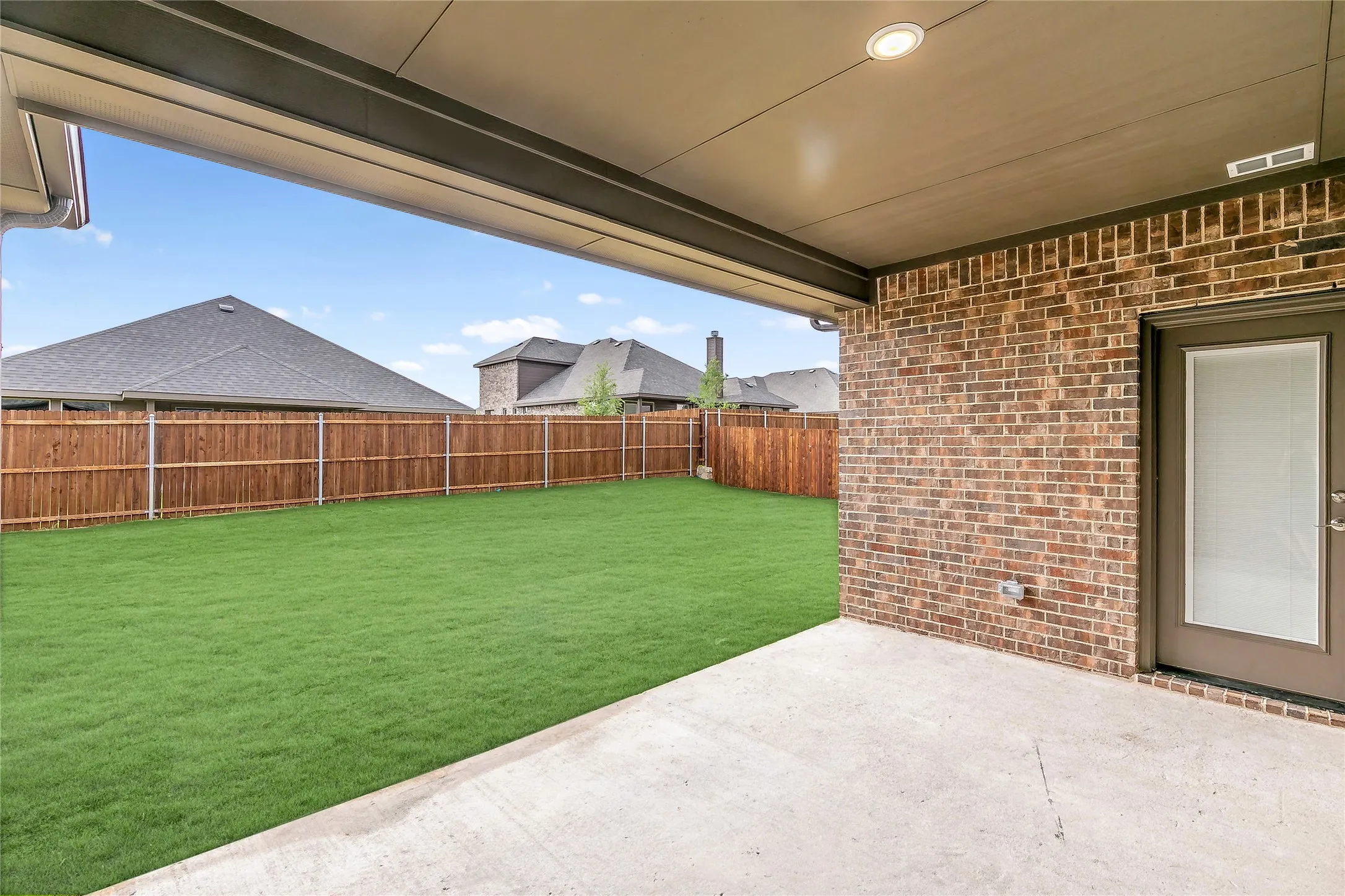 Single Family Residence For Rent in Parker County , 232 Gardenia Drive, Azle, Texas 76020, 4 Bedroom, 3 Bathroom, 2 Garage spaces, 2,029 Sqft, built in 2023, mls#21284778, Real Estate Agent in Azle, Homes For Rent in Parker county, Homes For Rent in Azle, Realtor in Azle Texas, Real Estate Brokerage Independent Realty Texas, Luminita Cordes Realtor