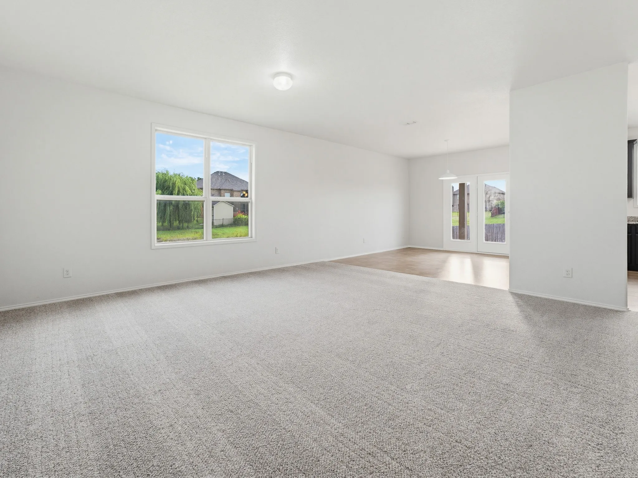 Single Family Residence For Sale in Tarrant County , 4221 Aldridge Lane, Fort Worth, Texas 76036, 4 Bedroom, 2 Bathroom, 2 Garage spaces, 1,875 Sqft, built in 2016, mls#21284779, Real Estate Agent in Fort Worth, Homes For Sale in Tarrant county, Homes For Sale in Fort Worth, Realtor in Fort Worth Texas, Real Estate Brokerage Independent Realty Texas, Luminita Cordes Realtor
