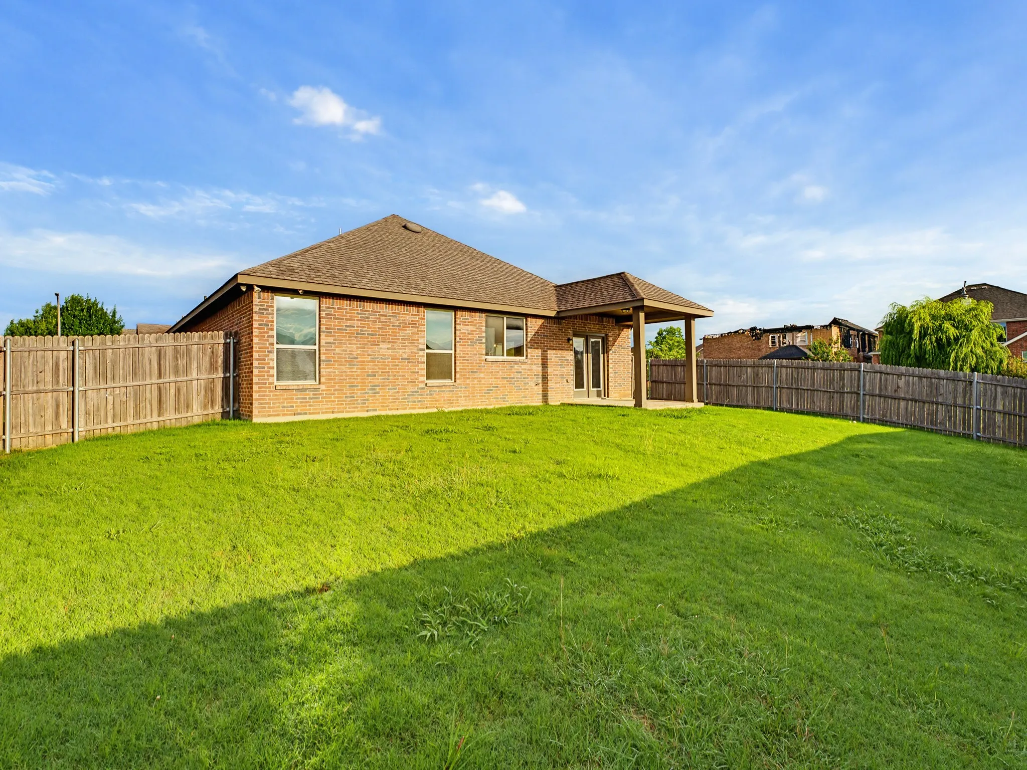 Single Family Residence For Sale in Tarrant County , 4221 Aldridge Lane, Fort Worth, Texas 76036, 4 Bedroom, 2 Bathroom, 2 Garage spaces, 1,875 Sqft, built in 2016, mls#21284779, Real Estate Agent in Fort Worth, Homes For Sale in Tarrant county, Homes For Sale in Fort Worth, Realtor in Fort Worth Texas, Real Estate Brokerage Independent Realty Texas, Luminita Cordes Realtor