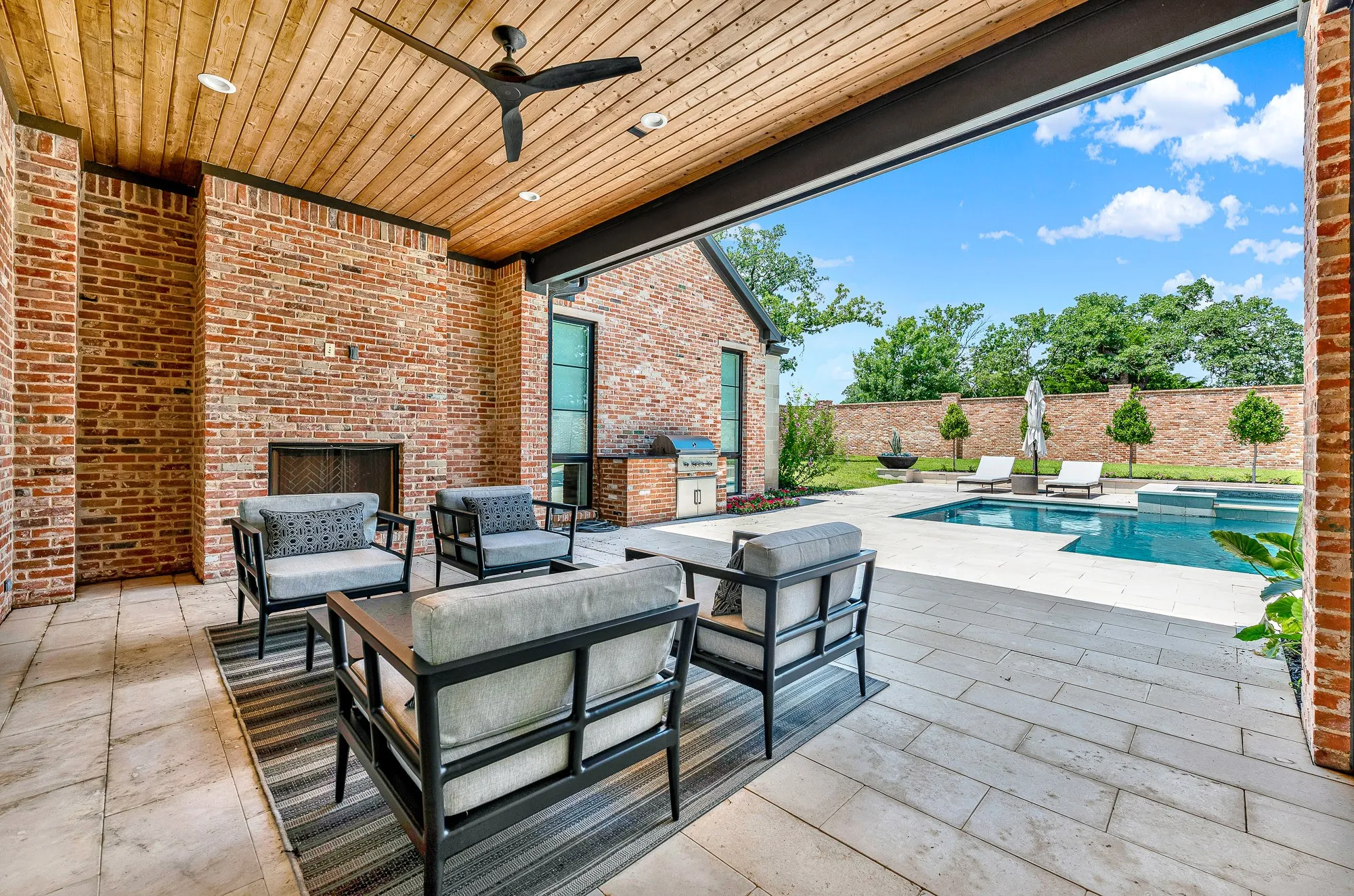Single Family Residence For Sale in Tarrant County , 2500 Park Grove Loop, Southlake, Texas 76092, 4 Bedrooms, 7 Bathrooms, 3 Garage spaces, 5,607 Sqft, built in 2021, Price $3,400,000, mls#21279713, Real Estate Agent in Southlake, Homes For Sale in Tarrant county, Homes For Sale in Southlake, Realtor in Southlake Texas, Real Estate Brokerage Independent Realty Texas, Luminita Cordes Realtor