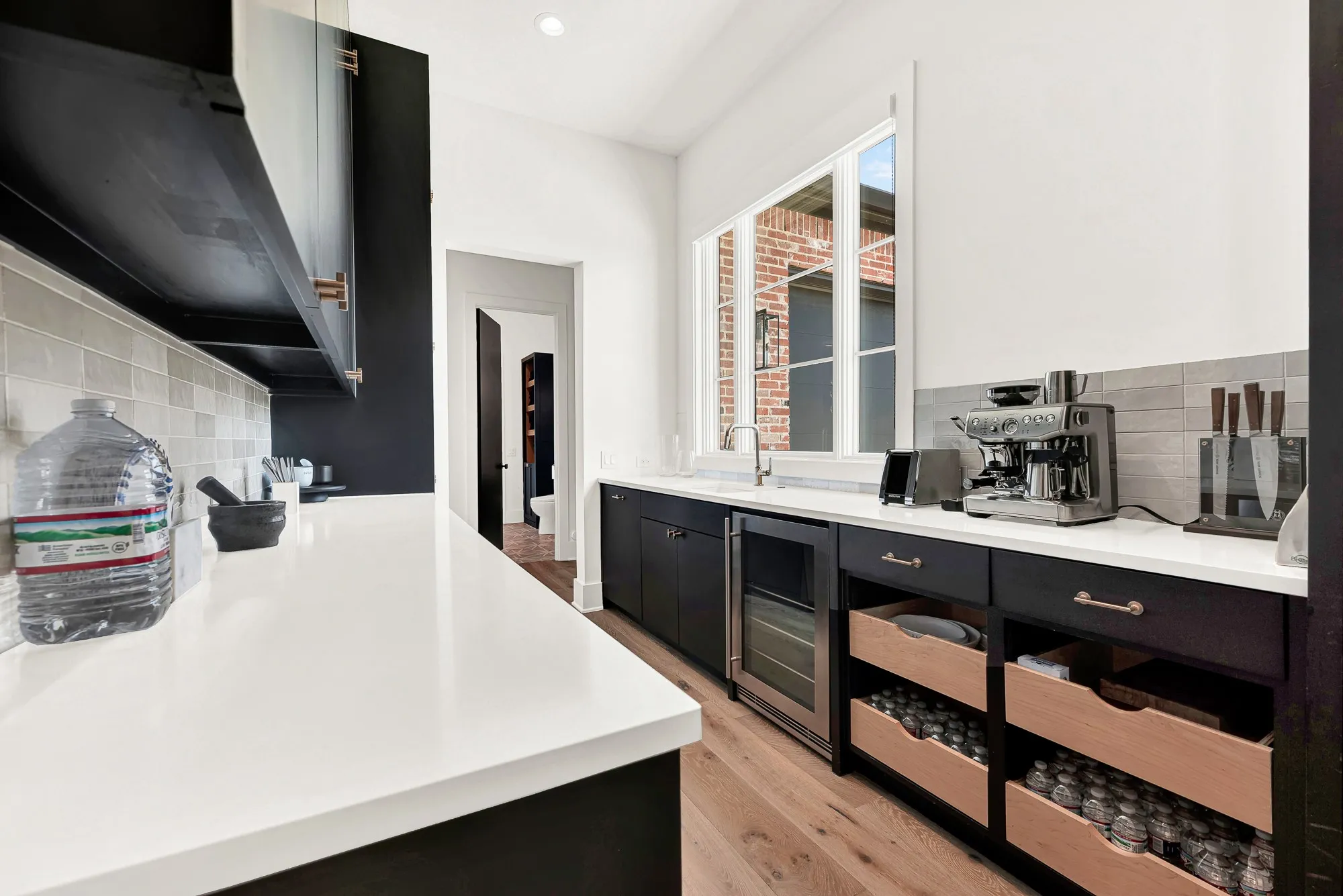 Kitchenette/pantry