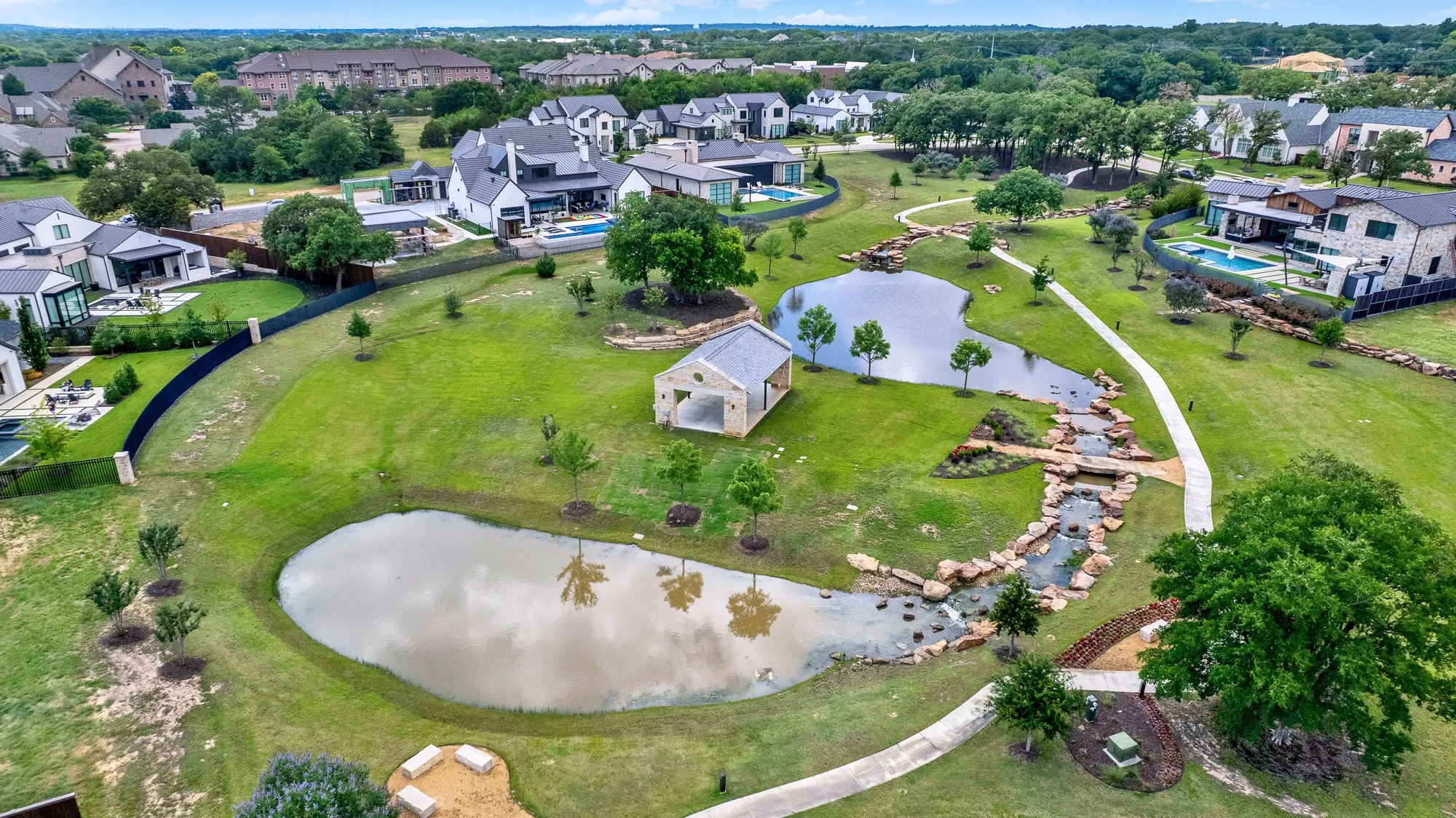 Single Family Residence For Sale in Tarrant County , 2500 Park Grove Loop, Southlake, Texas 76092, 4 Bedrooms, 7 Bathrooms, 3 Garage spaces, 5,607 Sqft, built in 2021, Price $3,400,000, mls#21279713, Real Estate Agent in Southlake, Homes For Sale in Tarrant county, Homes For Sale in Southlake, Realtor in Southlake Texas, Real Estate Brokerage Independent Realty Texas, Luminita Cordes Realtor
