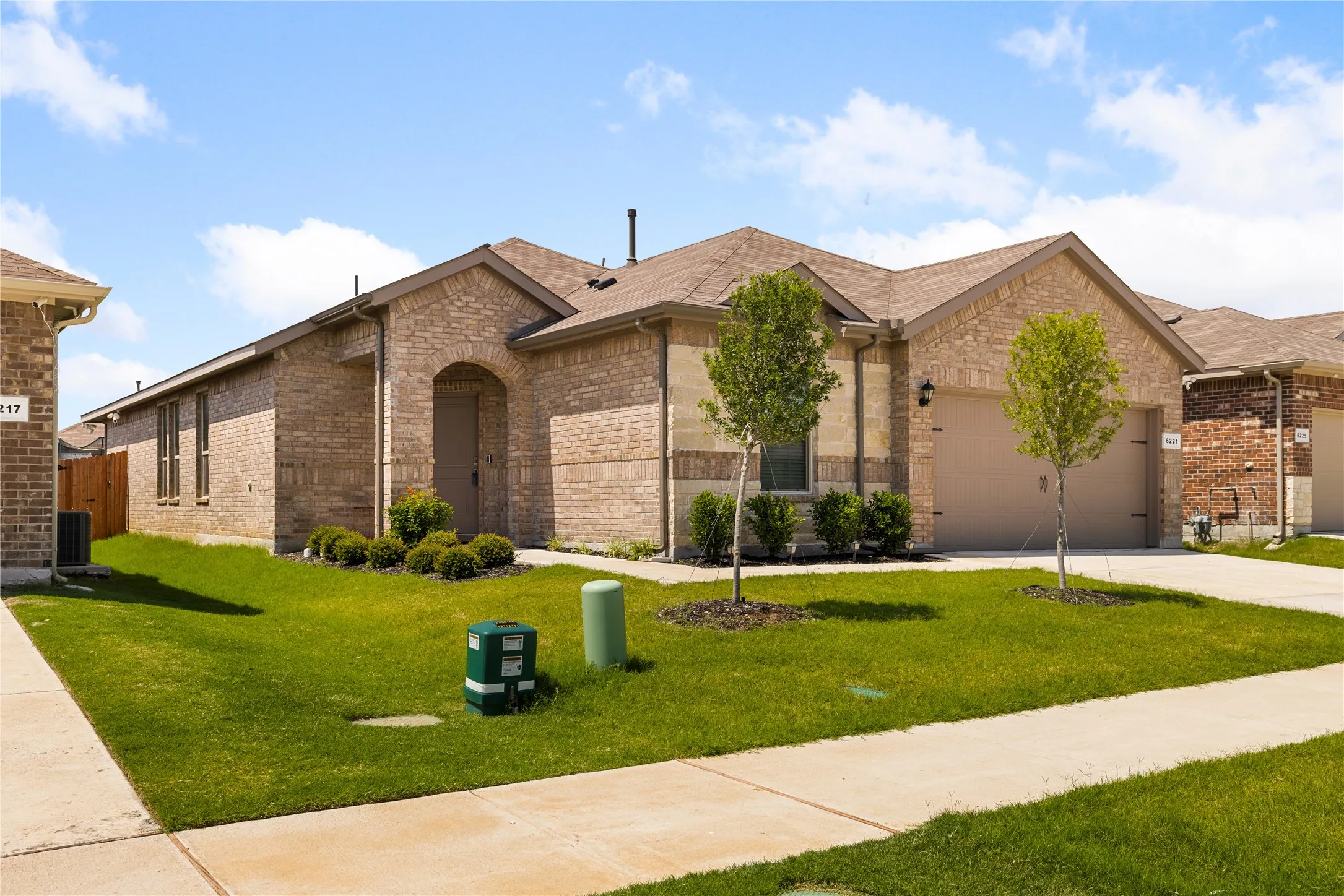 Single Family Residence For Sale in Tarrant County , 6221 Flour Mill Run, Fort Worth, Texas 76179, 5 Bedroom, 2 Bathroom, 2 Garage spaces, 2,113 Sqft, built in 2022, mls#21283523, Real Estate Agent in Fort Worth, Homes For Sale in Tarrant county, Homes For Sale in Fort Worth, Realtor in Fort Worth Texas, Real Estate Brokerage Independent Realty Texas, Luminita Cordes Realtor