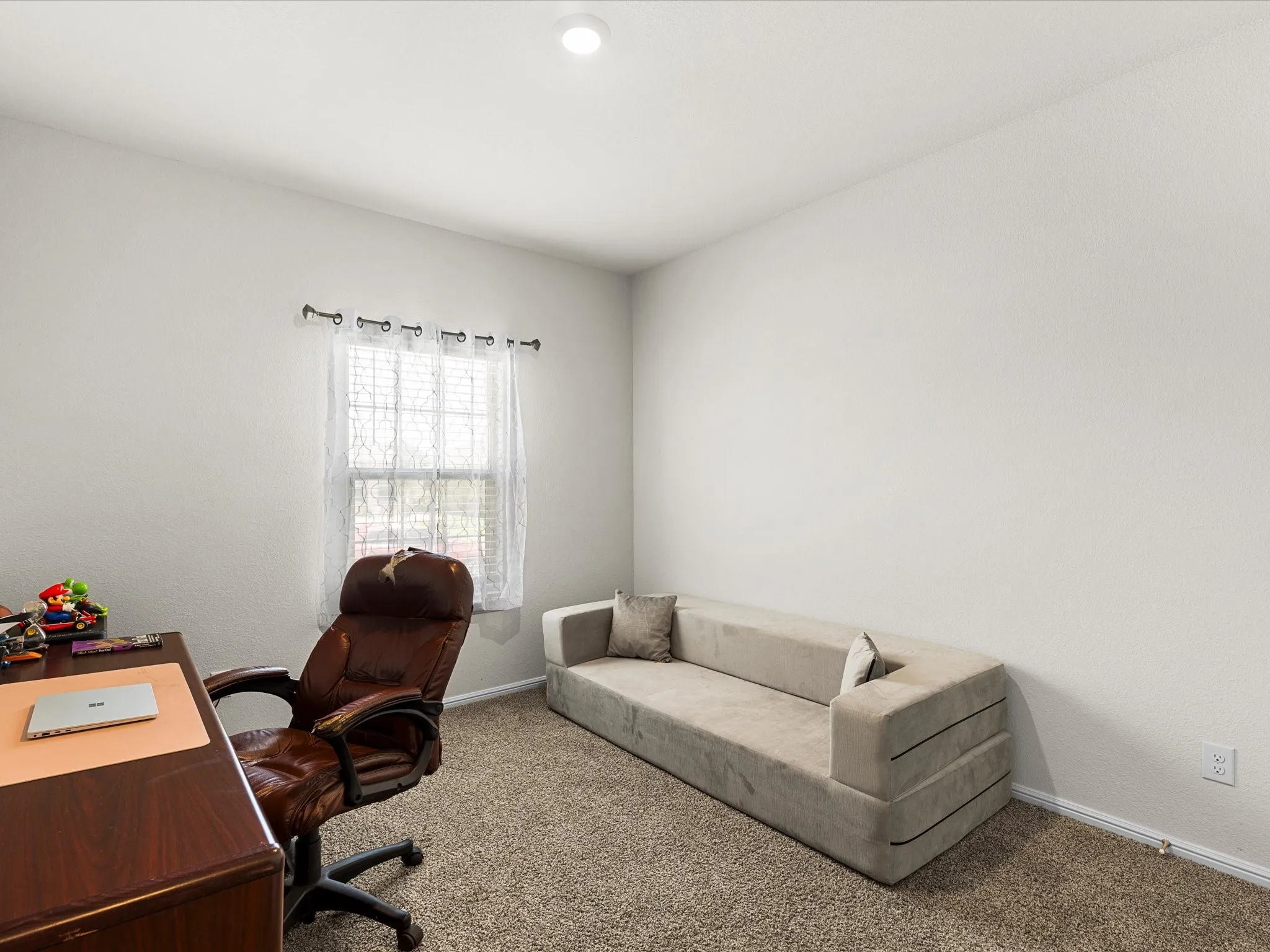 Single Family Residence For Sale in Tarrant County , 6221 Flour Mill Run, Fort Worth, Texas 76179, 5 Bedroom, 2 Bathroom, 2 Garage spaces, 2,113 Sqft, built in 2022, mls#21283523, Real Estate Agent in Fort Worth, Homes For Sale in Tarrant county, Homes For Sale in Fort Worth, Realtor in Fort Worth Texas, Real Estate Brokerage Independent Realty Texas, Luminita Cordes Realtor