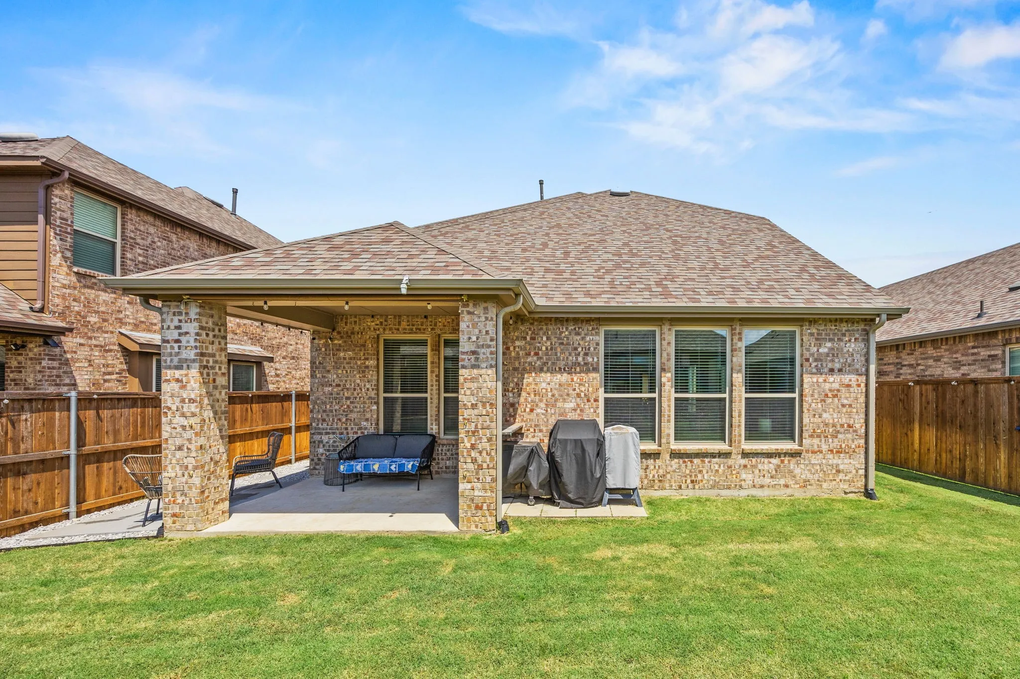 Single Family Residence For Sale in Denton County , 1508 Shire Drive, Aubrey, Texas 76227, 4 Bedroom, 3 Bathroom, 2 Garage spaces, 2,372 Sqft, built in 2020, mls#21282456, Real Estate Agent in Aubrey, Homes For Sale in Denton county, Homes For Sale in Aubrey, Realtor in Aubrey Texas, Real Estate Brokerage Independent Realty Texas, Luminita Cordes Realtor