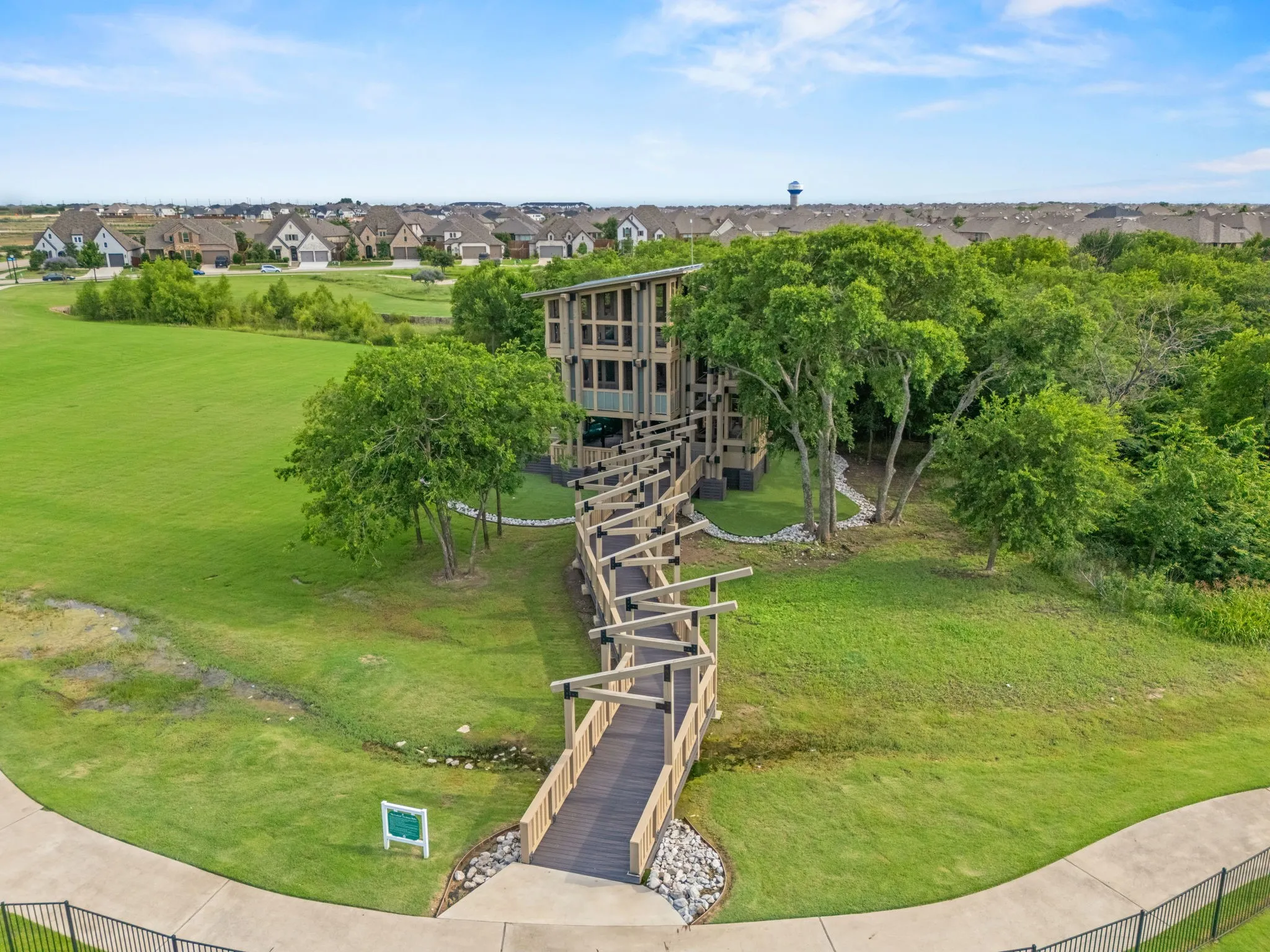 Single Family Residence For Sale in Denton County , 1508 Shire Drive, Aubrey, Texas 76227, 4 Bedroom, 3 Bathroom, 2 Garage spaces, 2,372 Sqft, built in 2020, mls#21282456, Real Estate Agent in Aubrey, Homes For Sale in Denton county, Homes For Sale in Aubrey, Realtor in Aubrey Texas, Real Estate Brokerage Independent Realty Texas, Luminita Cordes Realtor