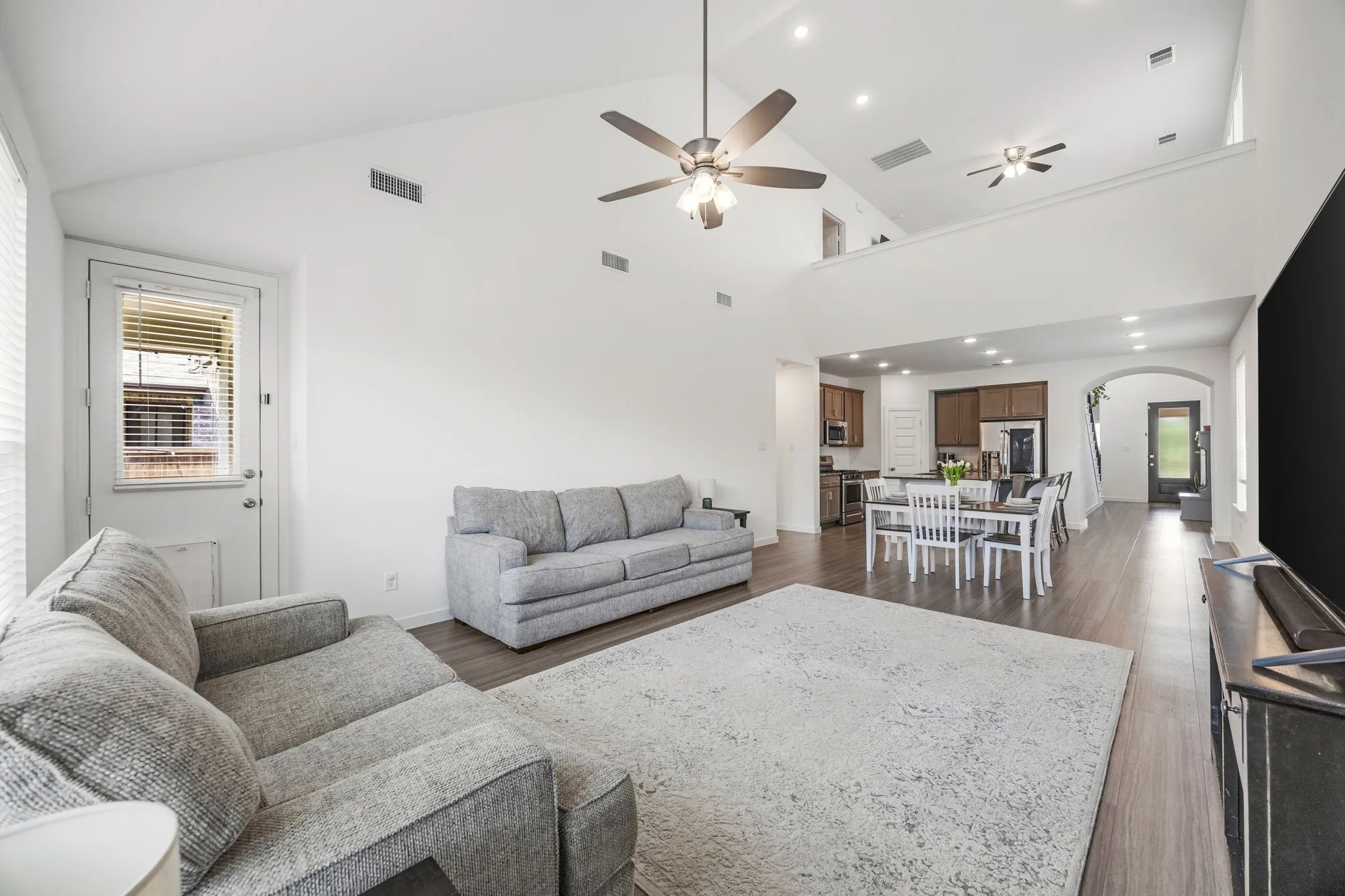 Single Family Residence For Sale in Denton County , 1508 Shire Drive, Aubrey, Texas 76227, 4 Bedroom, 3 Bathroom, 2 Garage spaces, 2,372 Sqft, built in 2020, mls#21282456, Real Estate Agent in Aubrey, Homes For Sale in Denton county, Homes For Sale in Aubrey, Realtor in Aubrey Texas, Real Estate Brokerage Independent Realty Texas, Luminita Cordes Realtor