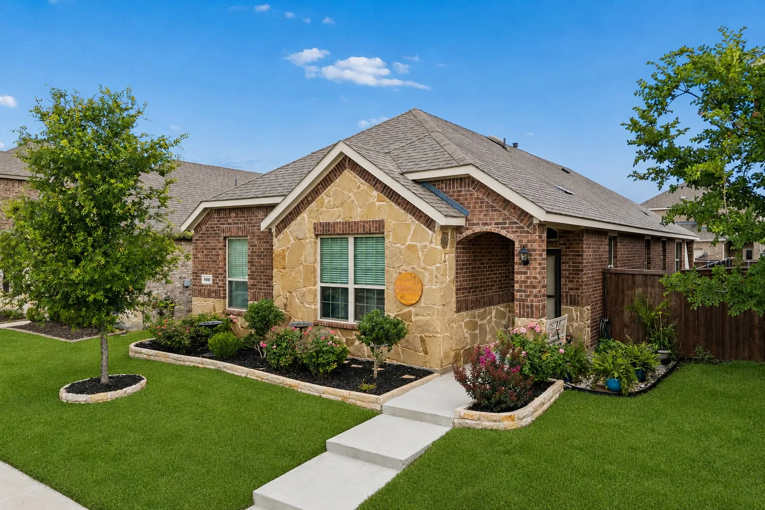 Single Family Residence For Sale in Collin County , 1537 Princeton Drive, Celina, Texas 75009, 3 Bedroom, 2 Bathroom, 2 Garage spaces, 1,532 Sqft, built in 2021, mls#21284688, Real Estate Agent in Celina, Homes For Sale in Collin county, Homes For Sale in Celina, Realtor in Celina Texas, Real Estate Brokerage Independent Realty Texas, Luminita Cordes Realtor
