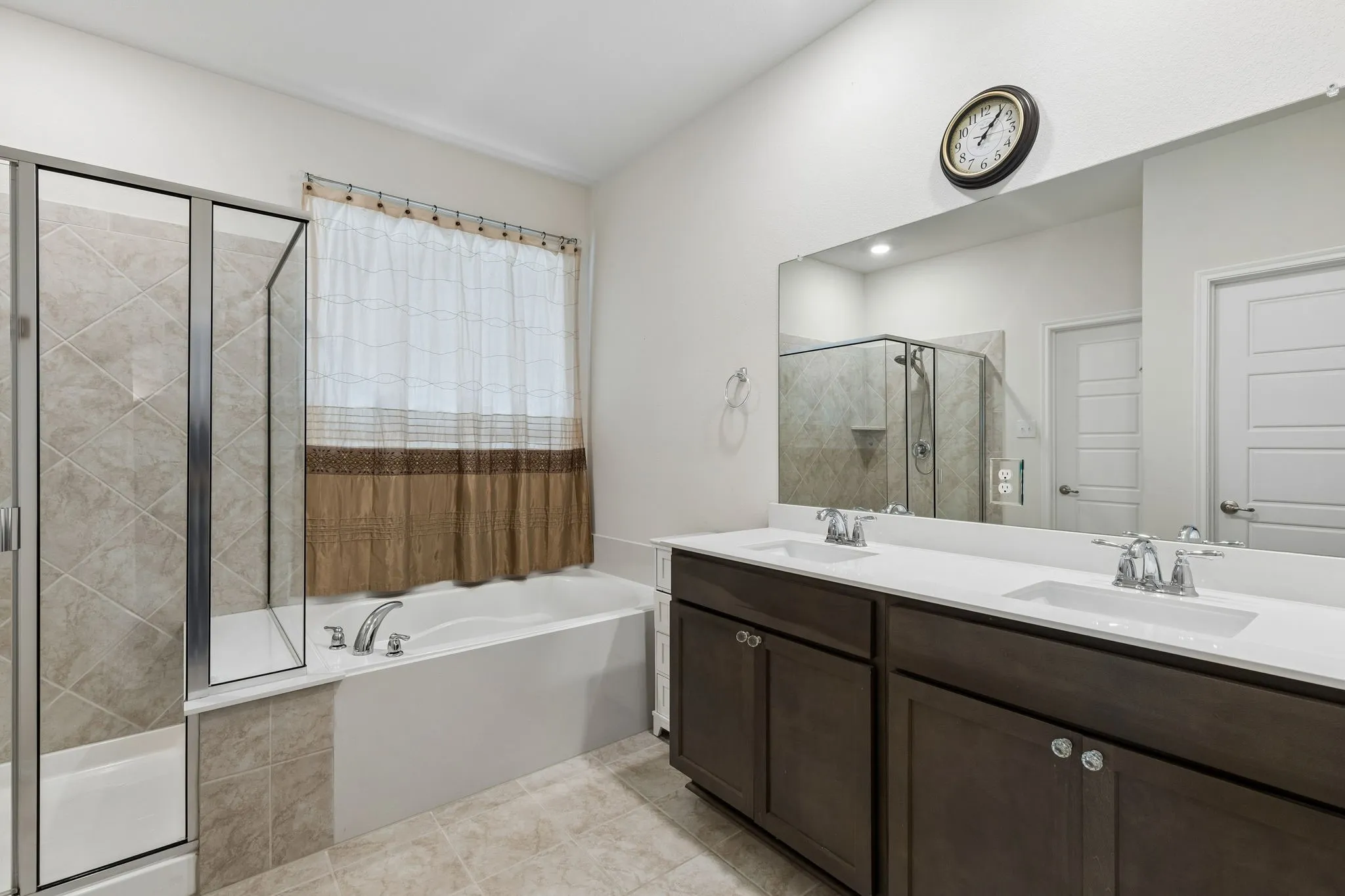 Single Family Residence For Sale in Collin County , 1537 Princeton Drive, Celina, Texas 75009, 3 Bedroom, 2 Bathroom, 2 Garage spaces, 1,532 Sqft, built in 2021, mls#21284688, Real Estate Agent in Celina, Homes For Sale in Collin county, Homes For Sale in Celina, Realtor in Celina Texas, Real Estate Brokerage Independent Realty Texas, Luminita Cordes Realtor