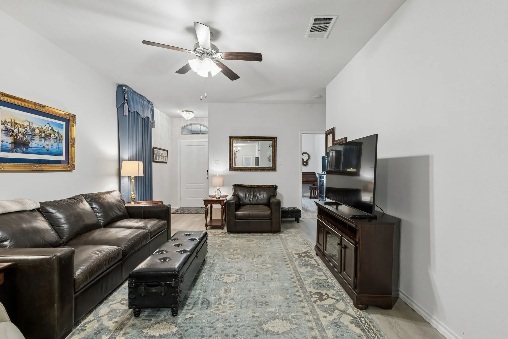 Single Family Residence For Sale in Collin County , 1537 Princeton Drive, Celina, Texas 75009, 3 Bedroom, 2 Bathroom, 2 Garage spaces, 1,532 Sqft, built in 2021, mls#21284688, Real Estate Agent in Celina, Homes For Sale in Collin county, Homes For Sale in Celina, Realtor in Celina Texas, Real Estate Brokerage Independent Realty Texas, Luminita Cordes Realtor