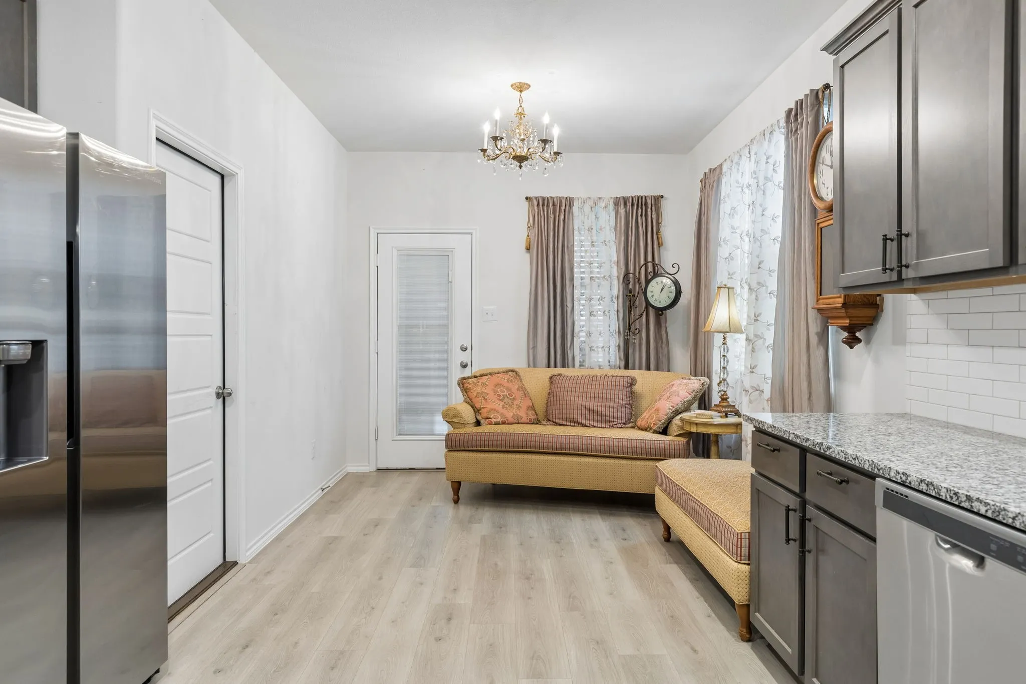 Single Family Residence For Sale in Collin County , 1537 Princeton Drive, Celina, Texas 75009, 3 Bedroom, 2 Bathroom, 2 Garage spaces, 1,532 Sqft, built in 2021, mls#21284688, Real Estate Agent in Celina, Homes For Sale in Collin county, Homes For Sale in Celina, Realtor in Celina Texas, Real Estate Brokerage Independent Realty Texas, Luminita Cordes Realtor