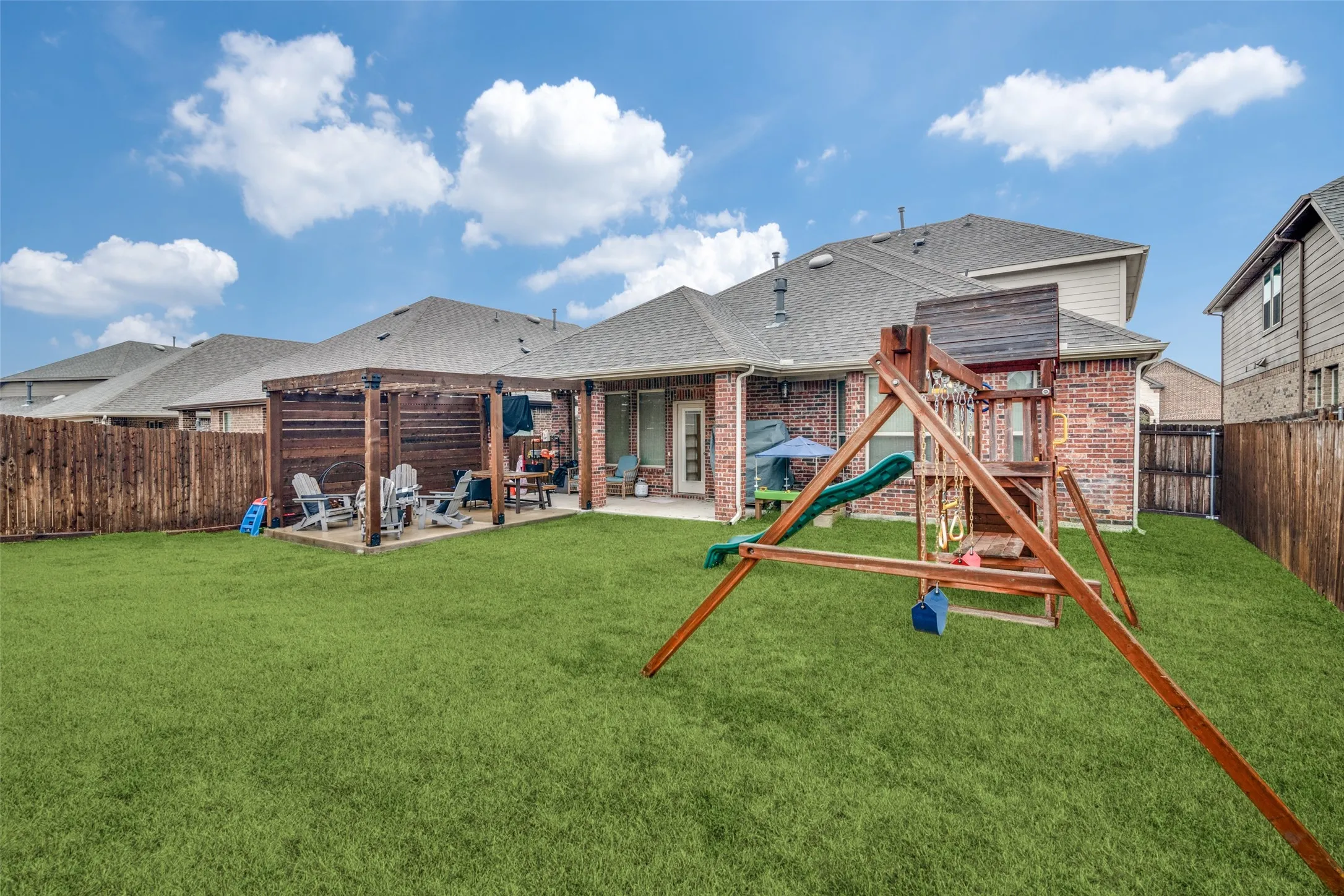 Single Family Residence For Sale in Kaufman County , 2053 Tahoka Lane, Forney, Texas 75126, 4 Bedrooms, 3 Bathrooms, 2 Garage spaces, 2,740 Sqft, built in 2020, Price $398,000, mls#21284823, Real Estate Agent in Forney, Homes For Sale in Kaufman county, Homes For Sale in Forney, Realtor in Forney Texas, Real Estate Brokerage Independent Realty Texas, Luminita Cordes Realtor