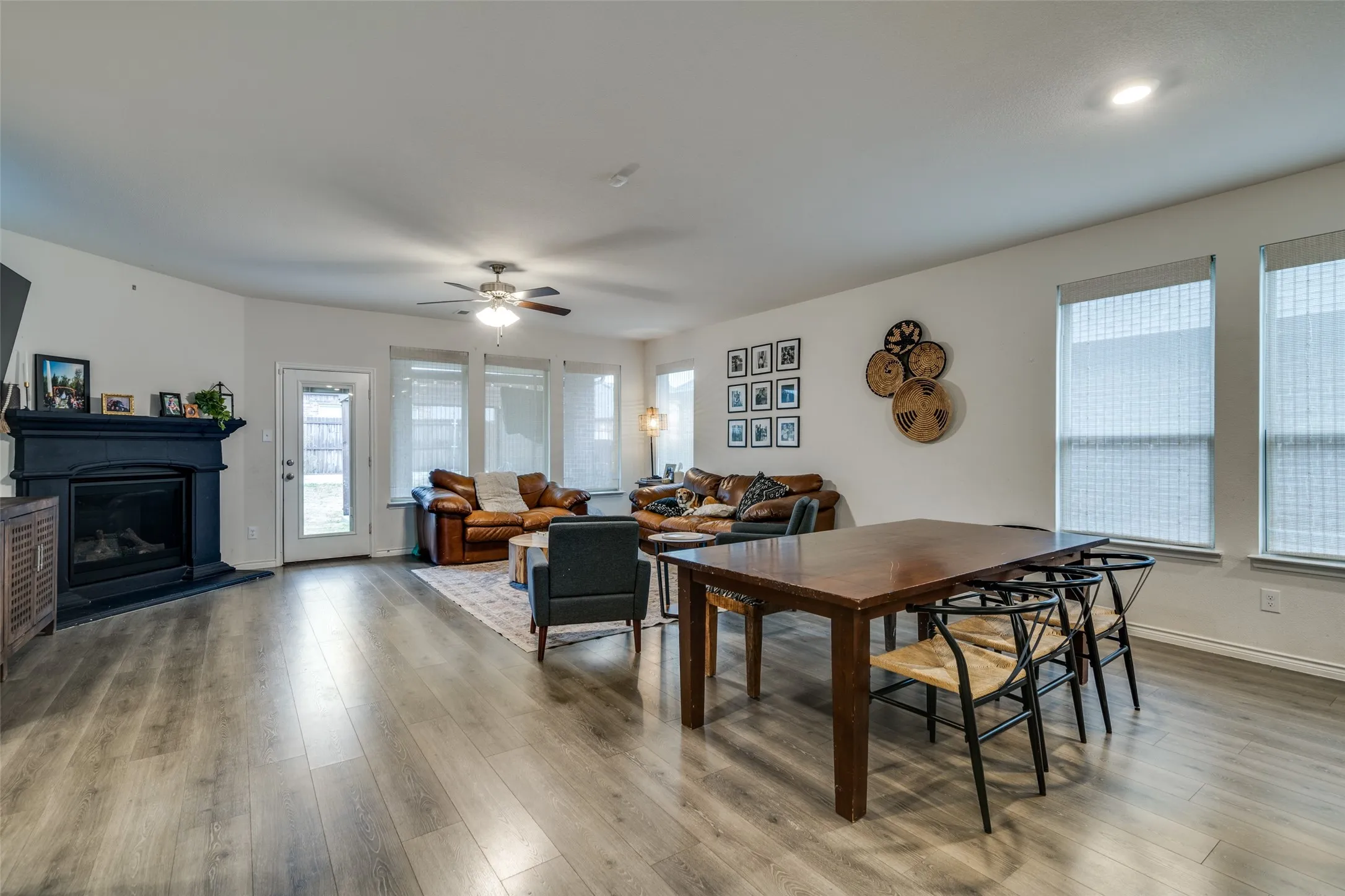 Single Family Residence For Sale in Kaufman County , 2053 Tahoka Lane, Forney, Texas 75126, 4 Bedrooms, 3 Bathrooms, 2 Garage spaces, 2,740 Sqft, built in 2020, Price $398,000, mls#21284823, Real Estate Agent in Forney, Homes For Sale in Kaufman county, Homes For Sale in Forney, Realtor in Forney Texas, Real Estate Brokerage Independent Realty Texas, Luminita Cordes Realtor