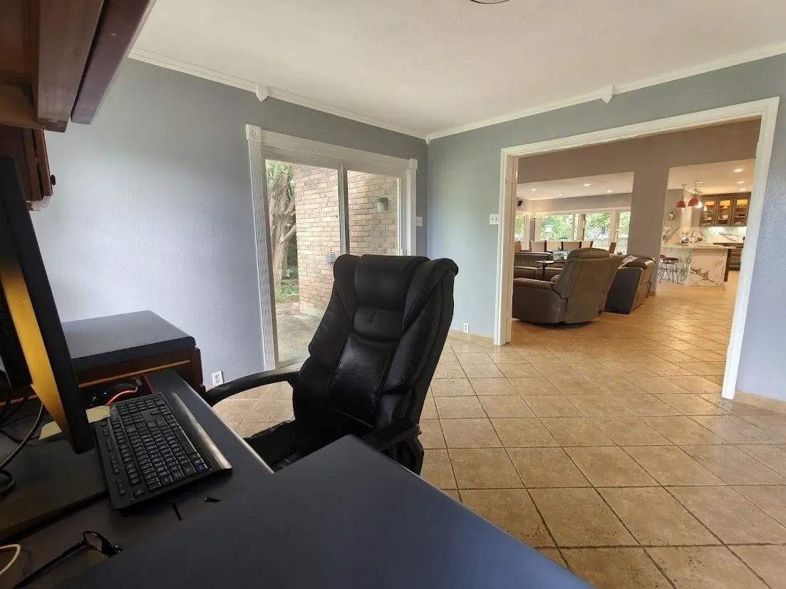 Single Family Residence For Sale in Dallas County , 5210 Cliff Haven Drive, Dallas, Texas 75236, 4 Bedroom, 3 Bathroom, 2 Garage spaces, 2,964 Sqft, built in 1992, mls#21284809, Real Estate Agent in Dallas, Homes For Sale in Dallas county, Homes For Sale in Dallas, Realtor in Dallas Texas, Real Estate Brokerage Independent Realty Texas, Luminita Cordes Realtor
