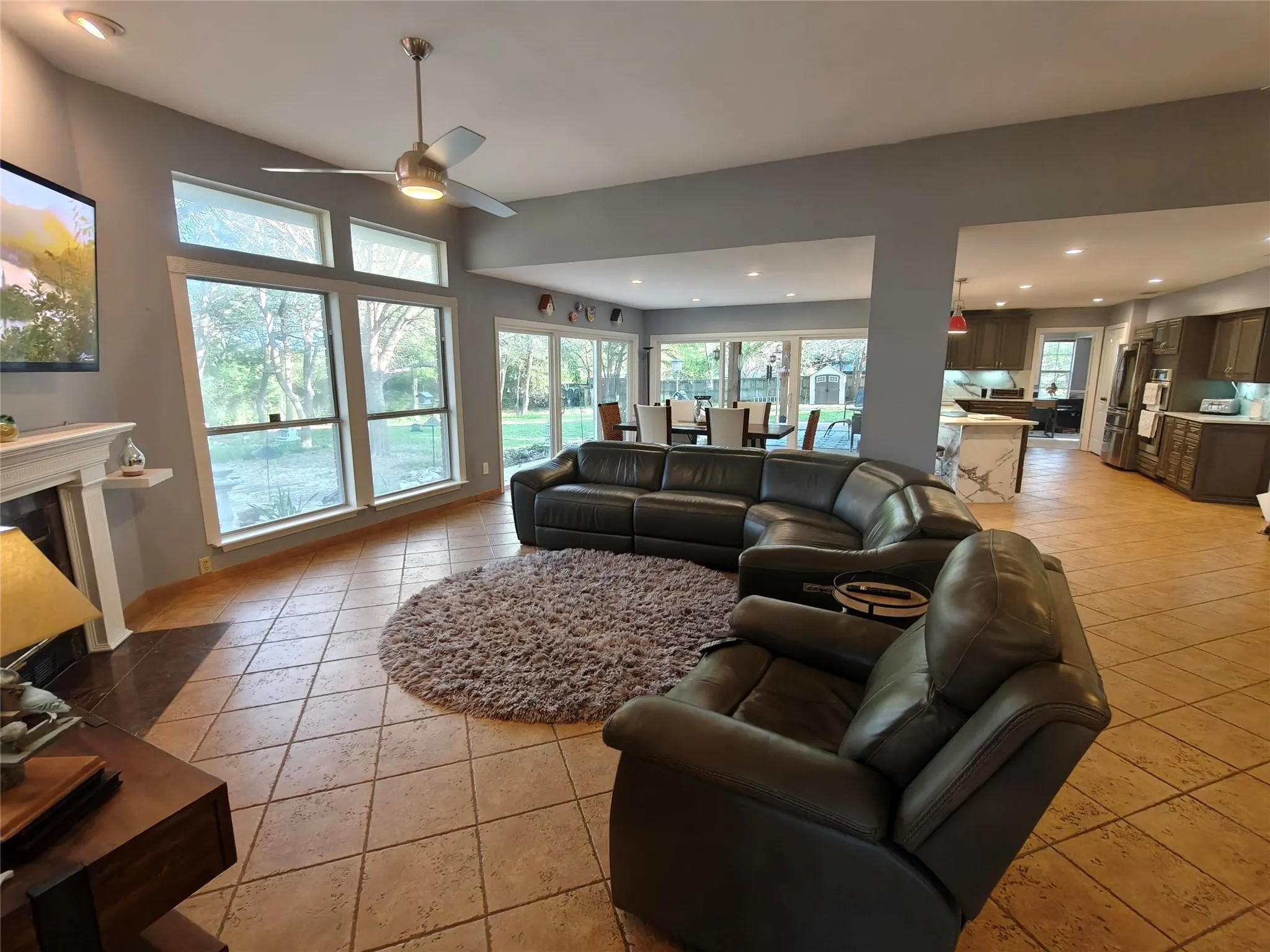 Single Family Residence For Sale in Dallas County , 5210 Cliff Haven Drive, Dallas, Texas 75236, 4 Bedroom, 3 Bathroom, 2 Garage spaces, 2,964 Sqft, built in 1992, mls#21284809, Real Estate Agent in Dallas, Homes For Sale in Dallas county, Homes For Sale in Dallas, Realtor in Dallas Texas, Real Estate Brokerage Independent Realty Texas, Luminita Cordes Realtor