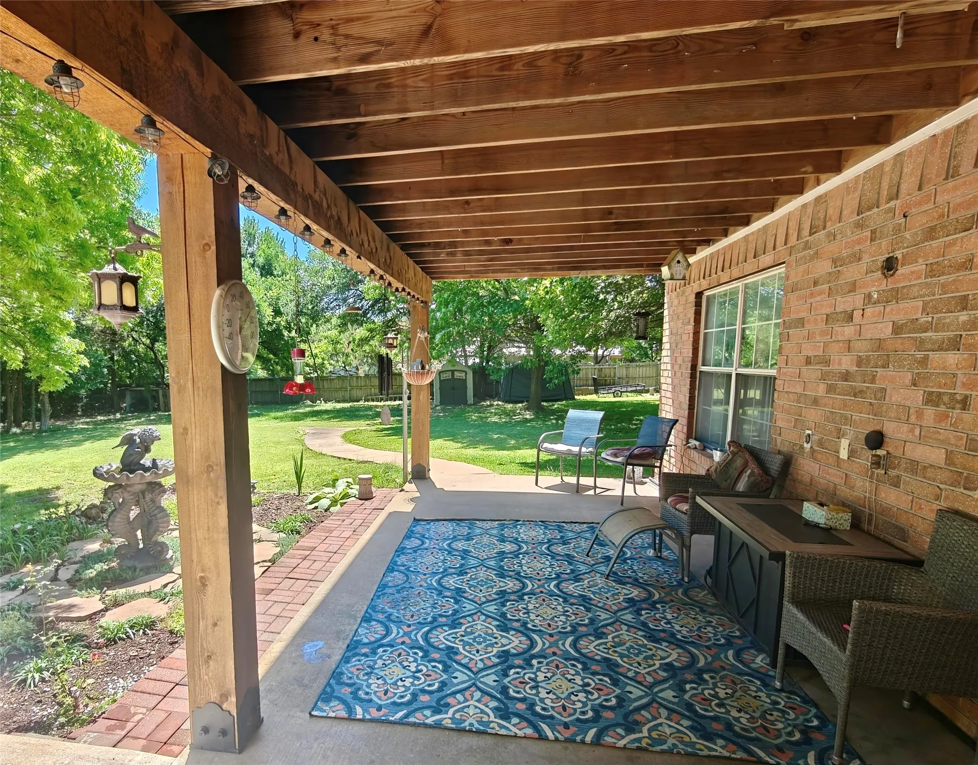 Single Family Residence For Sale in Dallas County , 5210 Cliff Haven Drive, Dallas, Texas 75236, 4 Bedroom, 3 Bathroom, 2 Garage spaces, 2,964 Sqft, built in 1992, mls#21284809, Real Estate Agent in Dallas, Homes For Sale in Dallas county, Homes For Sale in Dallas, Realtor in Dallas Texas, Real Estate Brokerage Independent Realty Texas, Luminita Cordes Realtor