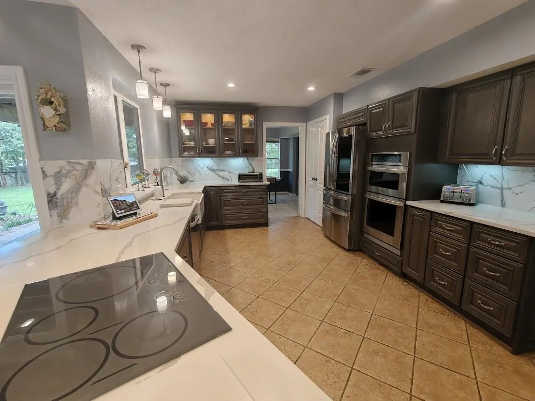 Single Family Residence For Sale in Dallas County , 5210 Cliff Haven Drive, Dallas, Texas 75236, 4 Bedroom, 3 Bathroom, 2 Garage spaces, 2,964 Sqft, built in 1992, mls#21284809, Real Estate Agent in Dallas, Homes For Sale in Dallas county, Homes For Sale in Dallas, Realtor in Dallas Texas, Real Estate Brokerage Independent Realty Texas, Luminita Cordes Realtor