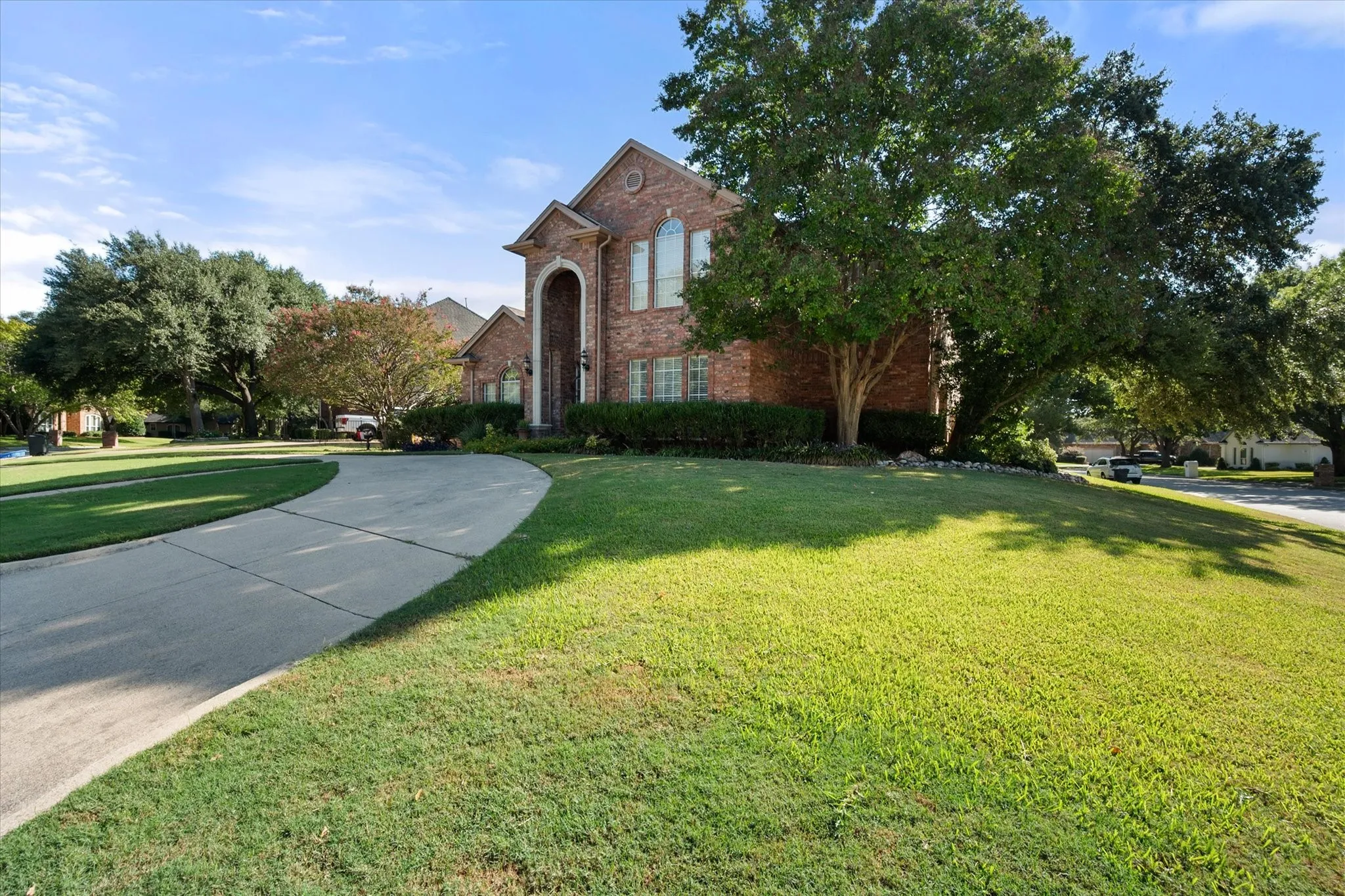 Single Family Residence For Sale in Tarrant County , 1406 Merion Drive, Mansfield, Texas 76063, 4 Bedroom, 3 Bathroom, 2 Garage spaces, 2,688 Sqft, built in 1997, mls#21284854, Real Estate Agent in Mansfield, Homes For Sale in Tarrant county, Homes For Sale in Mansfield, Realtor in Mansfield Texas, Real Estate Brokerage Independent Realty Texas, Luminita Cordes Realtor