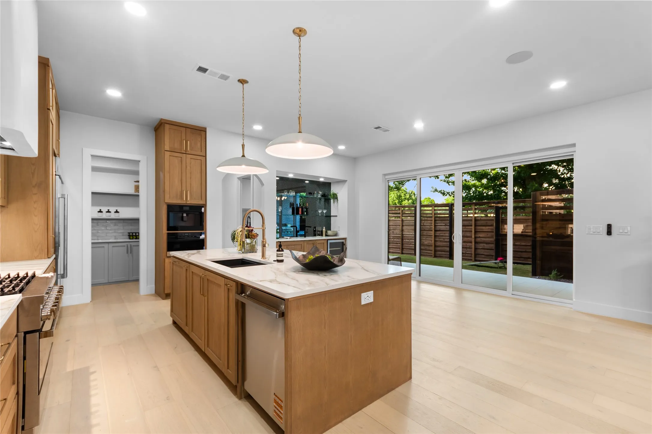 Single Family Residence For Sale in Dallas County , 3337 Walchard Court, Dallas, Texas 75229, 4 Bedrooms, 6 Bathrooms, 2 Garage spaces, 4,160 Sqft, built in 2026, Price $1,495,000, mls#21284682, Real Estate Agent in Dallas, Homes For Sale in Dallas county, Homes For Sale in Dallas, Realtor in Dallas Texas, Real Estate Brokerage Independent Realty Texas, Luminita Cordes Realtor