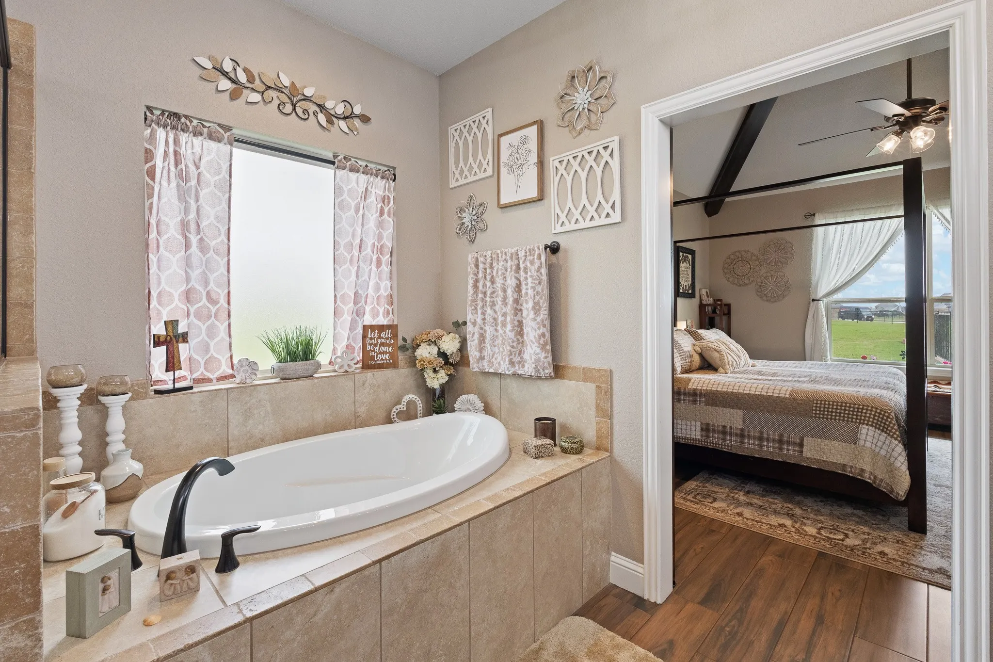 Single Family Residence For Sale in Johnson County , 9709 Puma Trail, Godley, Texas 76044, 4 Bedroom, 3 Bathroom, 2 Garage spaces, 2,755 Sqft, built in 2019, mls#21284195, Real Estate Agent in Godley, Homes For Sale in Johnson county, Homes For Sale in Godley, Realtor in Godley Texas, Real Estate Brokerage Independent Realty Texas, Luminita Cordes Realtor