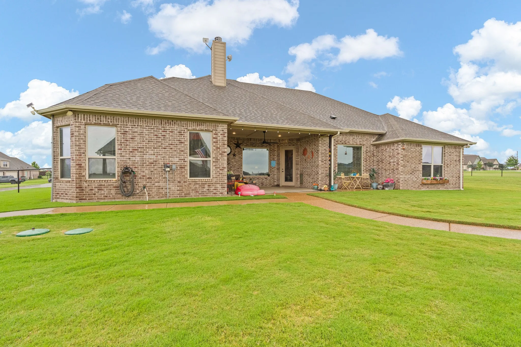 Single Family Residence For Sale in Johnson County , 9709 Puma Trail, Godley, Texas 76044, 4 Bedroom, 3 Bathroom, 2 Garage spaces, 2,755 Sqft, built in 2019, mls#21284195, Real Estate Agent in Godley, Homes For Sale in Johnson county, Homes For Sale in Godley, Realtor in Godley Texas, Real Estate Brokerage Independent Realty Texas, Luminita Cordes Realtor