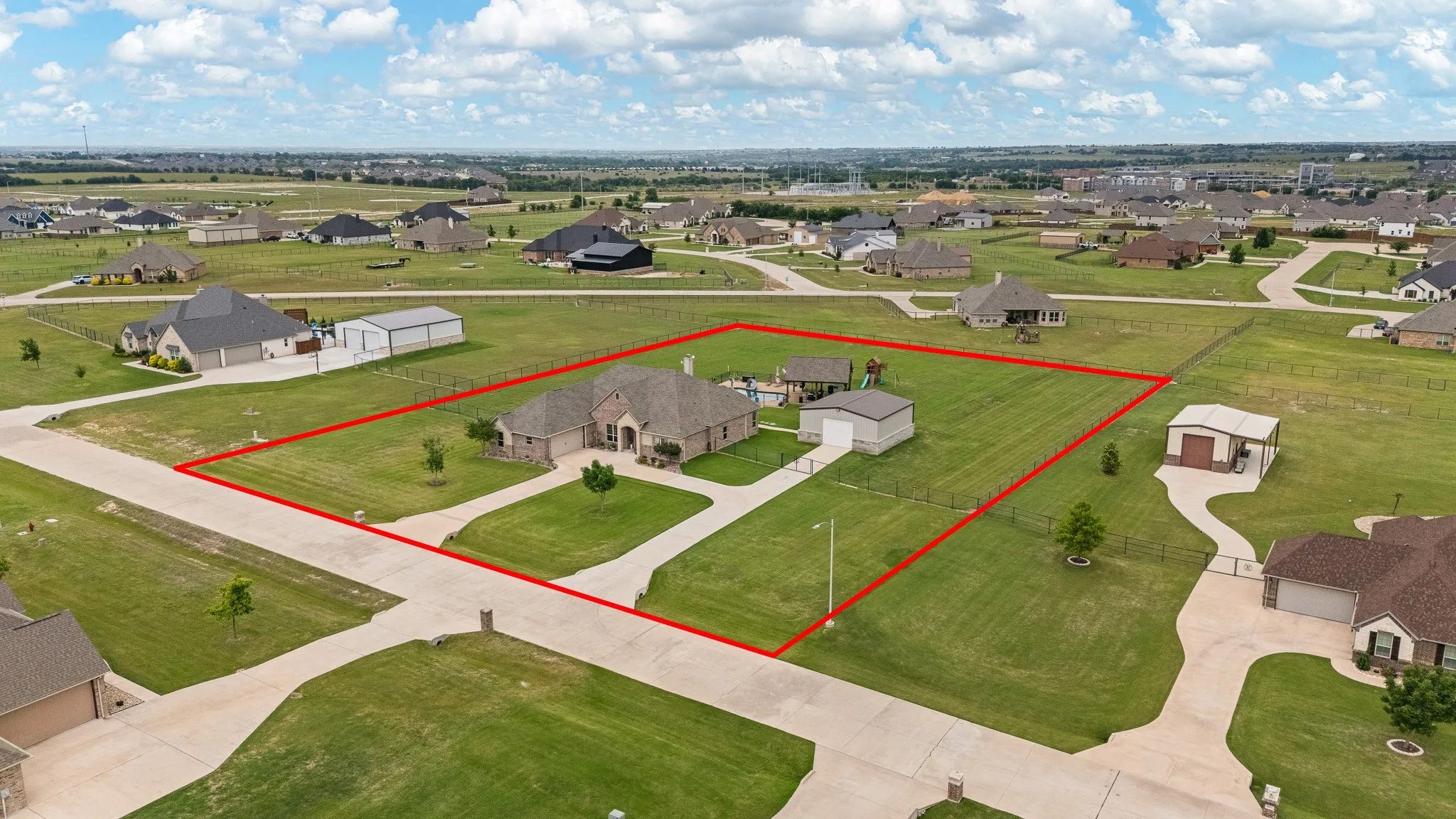 Single Family Residence For Sale in Johnson County , 9709 Puma Trail, Godley, Texas 76044, 4 Bedroom, 3 Bathroom, 2 Garage spaces, 2,755 Sqft, built in 2019, mls#21284195, Real Estate Agent in Godley, Homes For Sale in Johnson county, Homes For Sale in Godley, Realtor in Godley Texas, Real Estate Brokerage Independent Realty Texas, Luminita Cordes Realtor
