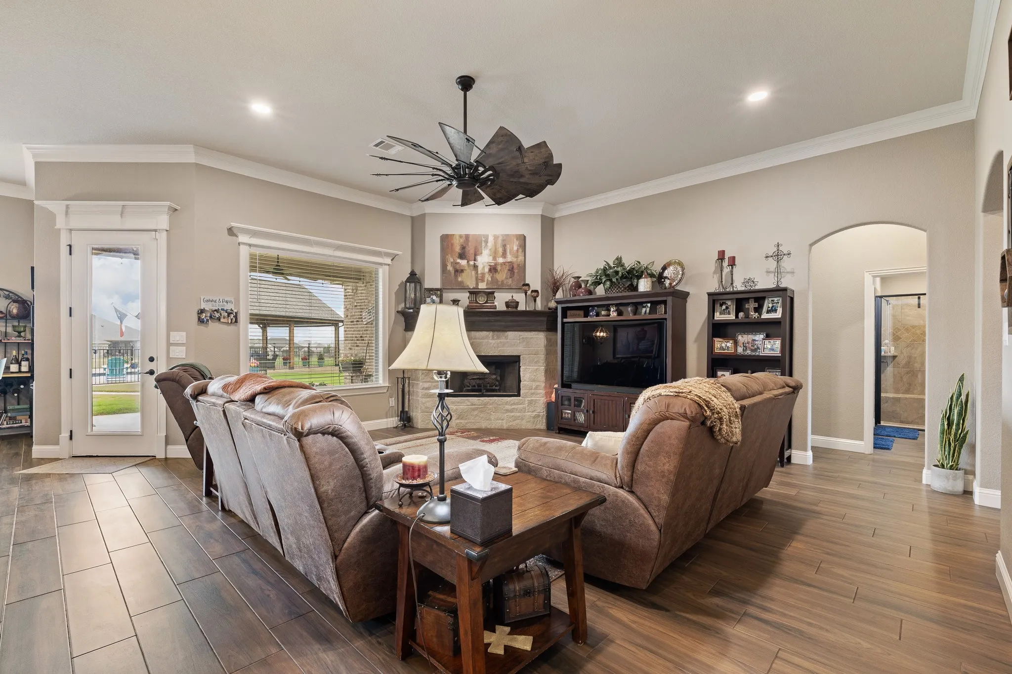 Single Family Residence For Sale in Johnson County , 9709 Puma Trail, Godley, Texas 76044, 4 Bedroom, 3 Bathroom, 2 Garage spaces, 2,755 Sqft, built in 2019, mls#21284195, Real Estate Agent in Godley, Homes For Sale in Johnson county, Homes For Sale in Godley, Realtor in Godley Texas, Real Estate Brokerage Independent Realty Texas, Luminita Cordes Realtor