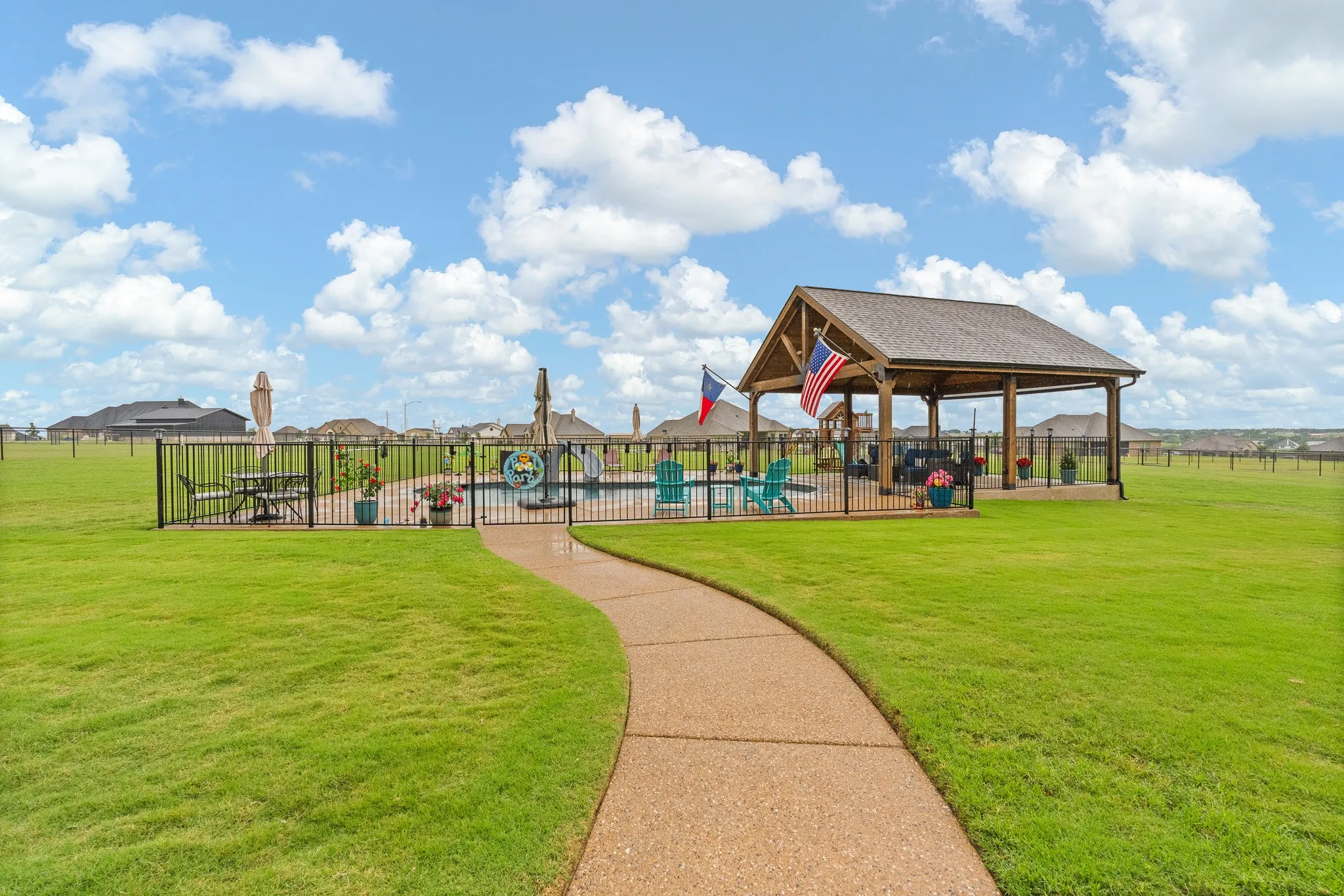Single Family Residence For Sale in Johnson County , 9709 Puma Trail, Godley, Texas 76044, 4 Bedroom, 3 Bathroom, 2 Garage spaces, 2,755 Sqft, built in 2019, mls#21284195, Real Estate Agent in Godley, Homes For Sale in Johnson county, Homes For Sale in Godley, Realtor in Godley Texas, Real Estate Brokerage Independent Realty Texas, Luminita Cordes Realtor
