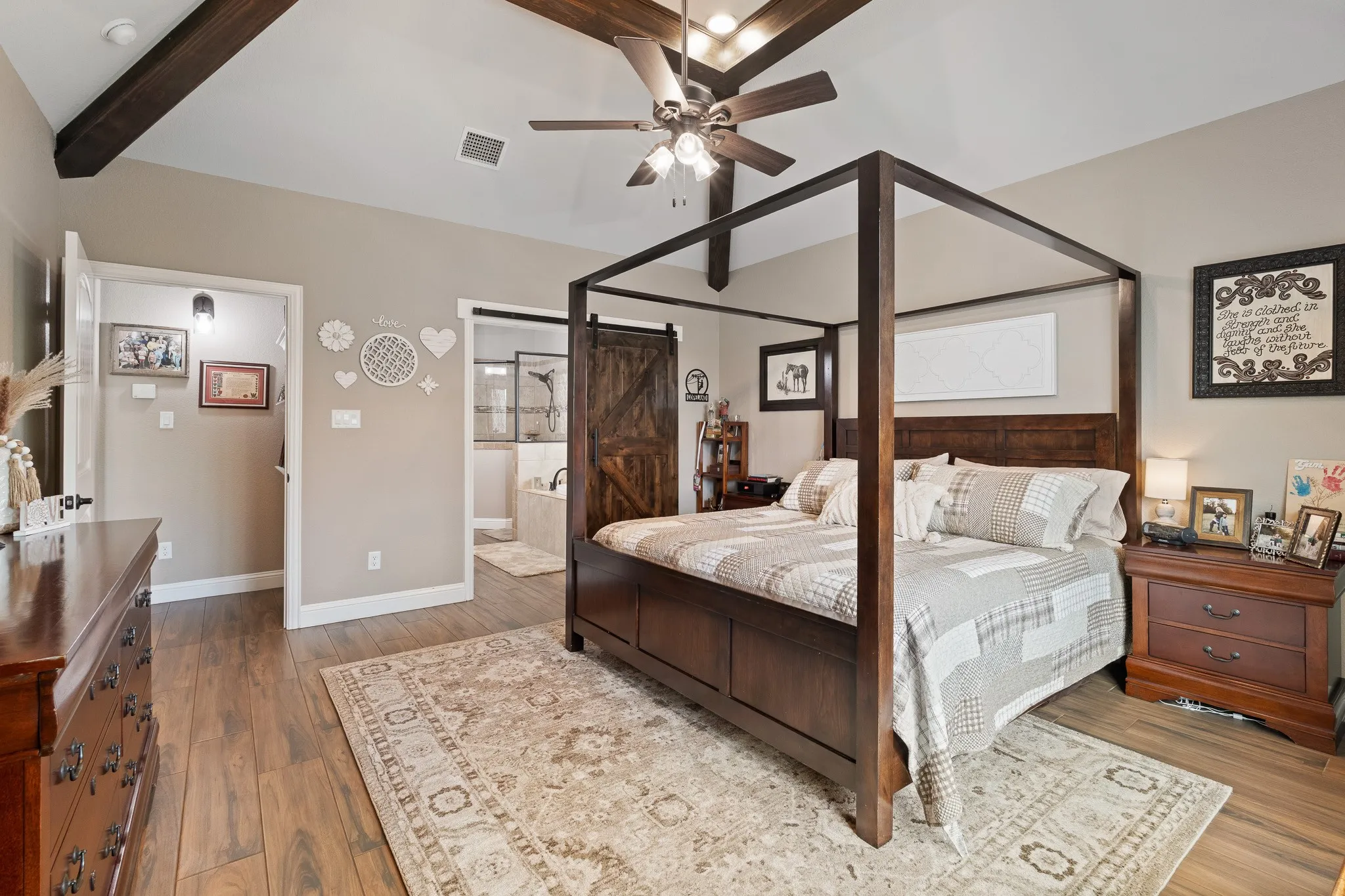 Single Family Residence For Sale in Johnson County , 9709 Puma Trail, Godley, Texas 76044, 4 Bedroom, 3 Bathroom, 2 Garage spaces, 2,755 Sqft, built in 2019, mls#21284195, Real Estate Agent in Godley, Homes For Sale in Johnson county, Homes For Sale in Godley, Realtor in Godley Texas, Real Estate Brokerage Independent Realty Texas, Luminita Cordes Realtor