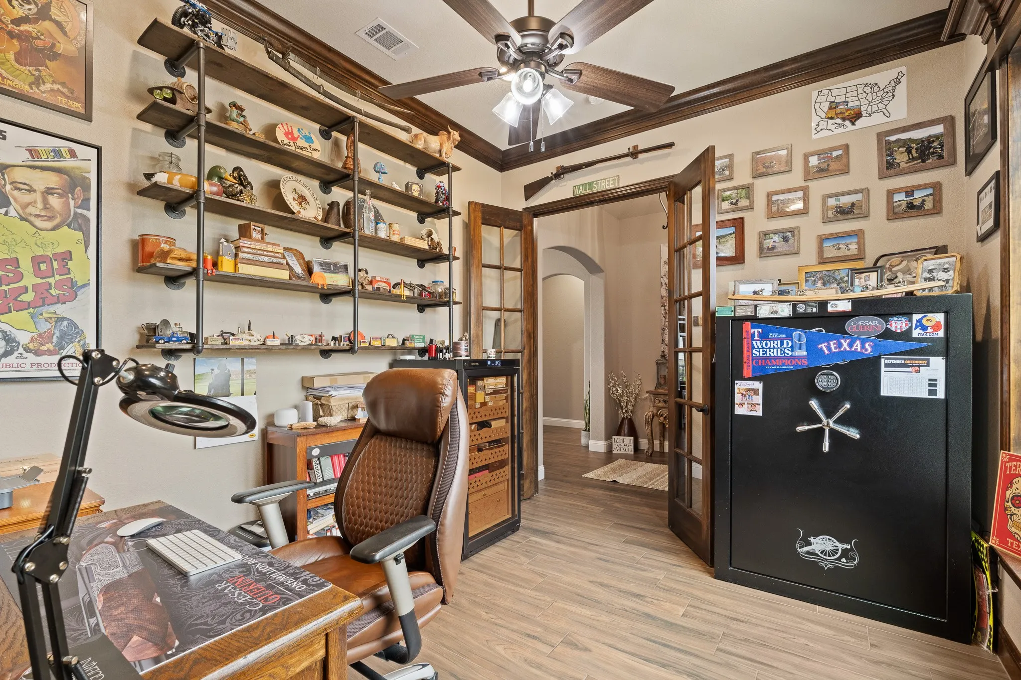 Single Family Residence For Sale in Johnson County , 9709 Puma Trail, Godley, Texas 76044, 4 Bedroom, 3 Bathroom, 2 Garage spaces, 2,755 Sqft, built in 2019, mls#21284195, Real Estate Agent in Godley, Homes For Sale in Johnson county, Homes For Sale in Godley, Realtor in Godley Texas, Real Estate Brokerage Independent Realty Texas, Luminita Cordes Realtor