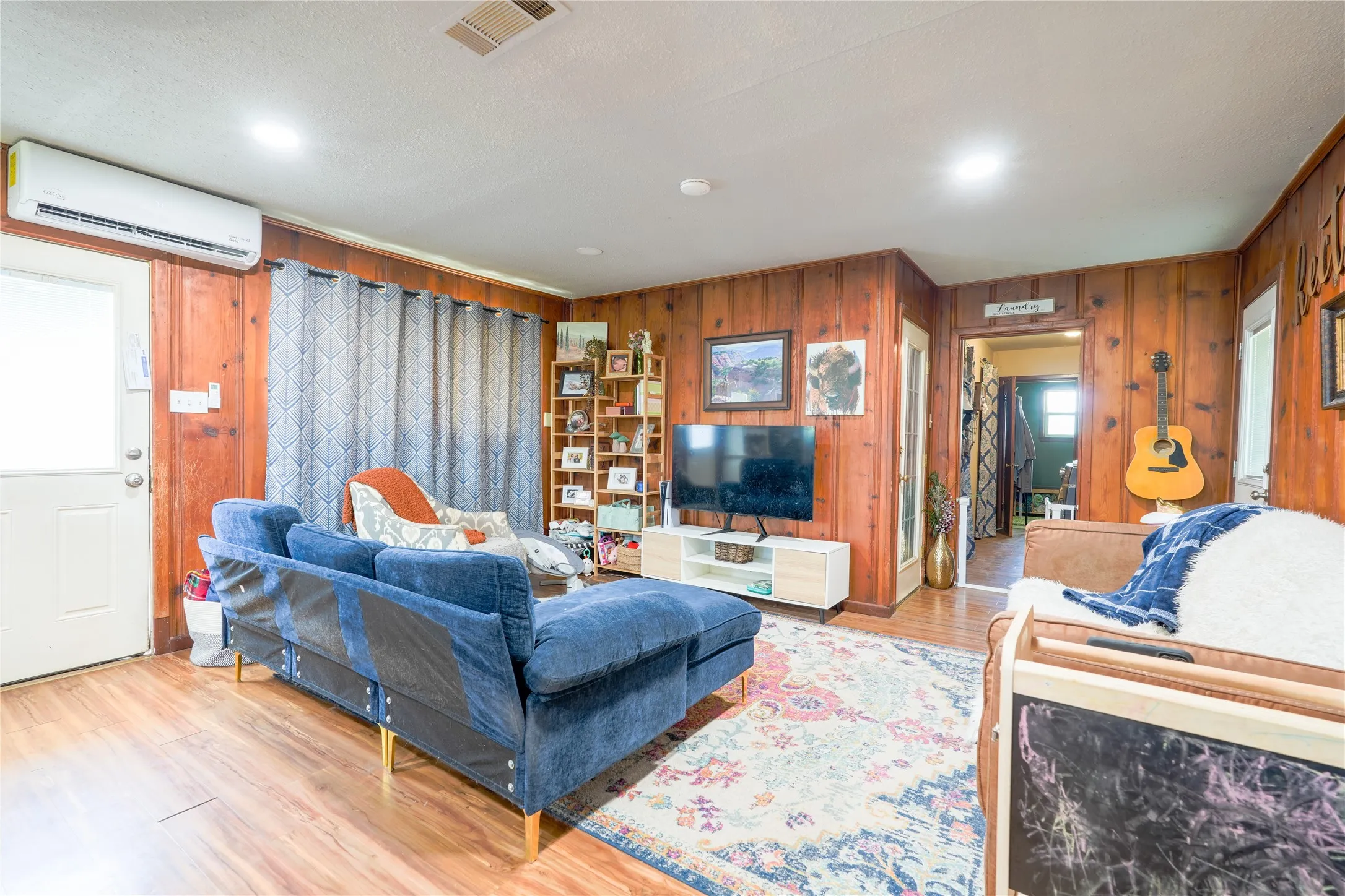 Single Family Residence For Sale in Falls County , 5073 State Highway 7, Marlin, Texas 76661, 3 Bedroom, 2 Bathroom, Garage spaces, 1,359 Sqft, built in 1960, mls#21284819, Real Estate Agent in Marlin, Homes For Sale in Falls county, Homes For Sale in Marlin, Realtor in Marlin Texas, Real Estate Brokerage Independent Realty Texas, Luminita Cordes Realtor