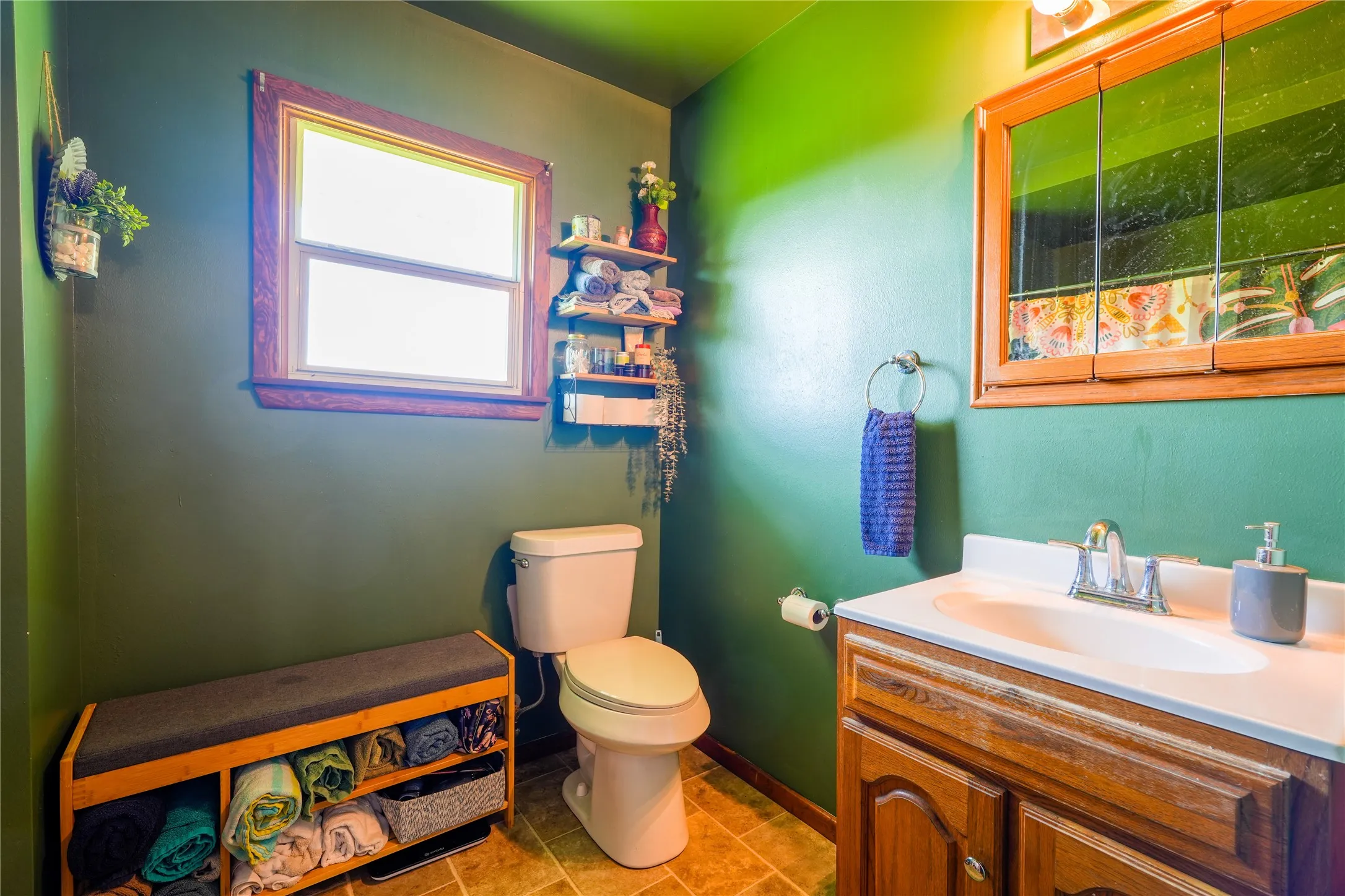 Single Family Residence For Sale in Falls County , 5073 State Highway 7, Marlin, Texas 76661, 3 Bedroom, 2 Bathroom, Garage spaces, 1,359 Sqft, built in 1960, mls#21284819, Real Estate Agent in Marlin, Homes For Sale in Falls county, Homes For Sale in Marlin, Realtor in Marlin Texas, Real Estate Brokerage Independent Realty Texas, Luminita Cordes Realtor