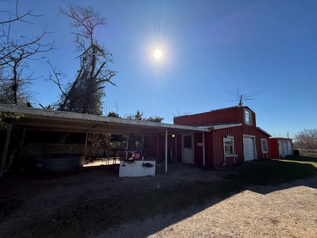 Improved Land For Sale in Freestone County , 190 Private Road 408, Buffalo, Texas 75831, 0, 0, Garage spaces, 0 Sqft, built in 1980, mls#21284864, Real Estate Agent in Buffalo, Homes For Sale in Freestone county, Homes For Sale in Buffalo, Realtor in Buffalo Texas, Real Estate Brokerage Independent Realty Texas, Luminita Cordes Realtor