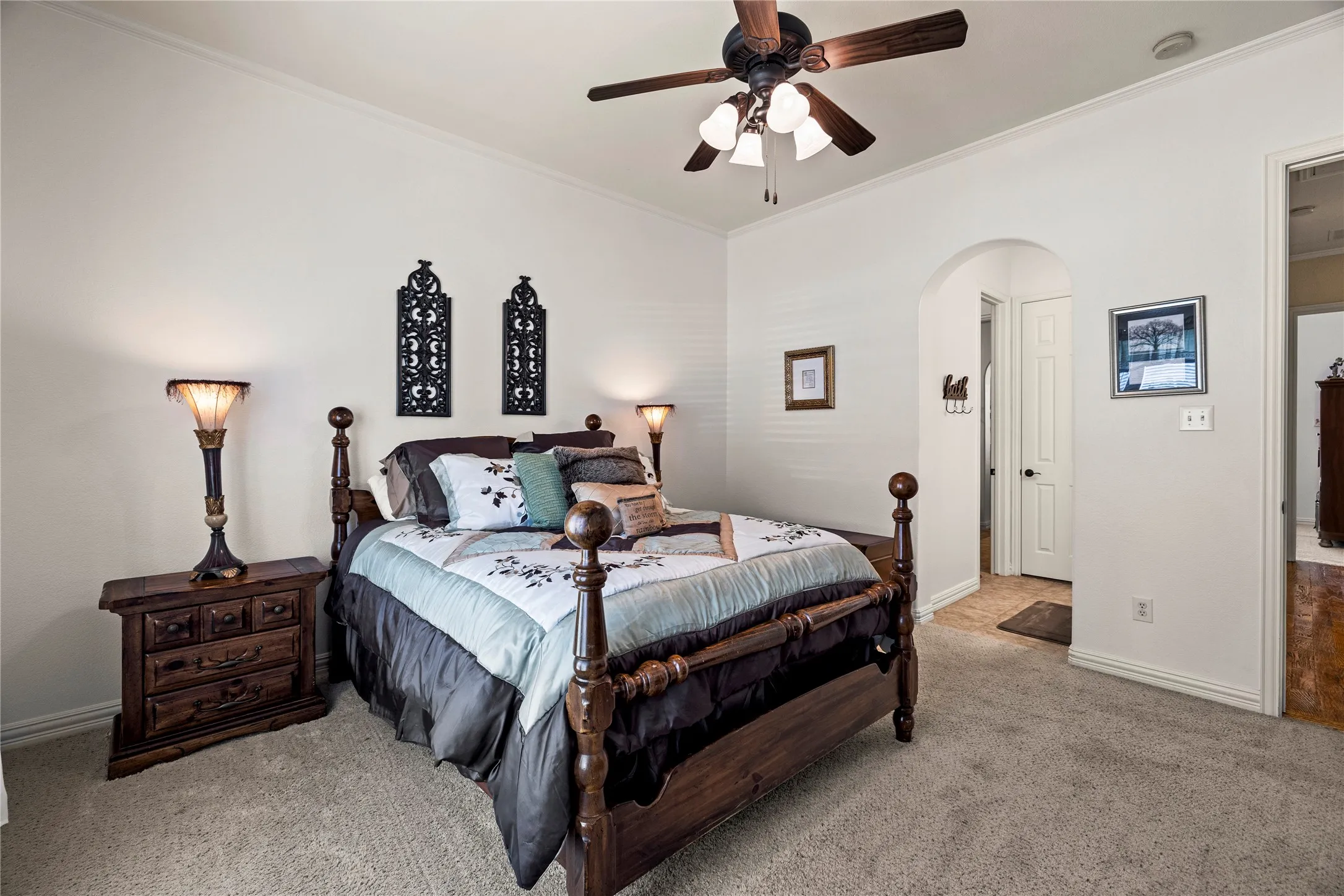 Single Family Residence For Sale in Henderson County , 8597 Fallow Run, Larue, Texas 75770, 3 Bedroom, 3 Bathroom, 2 Garage spaces, 3,857 Sqft, built in 2005, Price $899,000, mls#21284025, Real Estate Agent in Larue, Homes For Sale in Henderson county, Homes For Sale in Larue, Realtor in Larue Texas, Real Estate Brokerage Independent Realty Texas, Luminita Cordes Realtor
