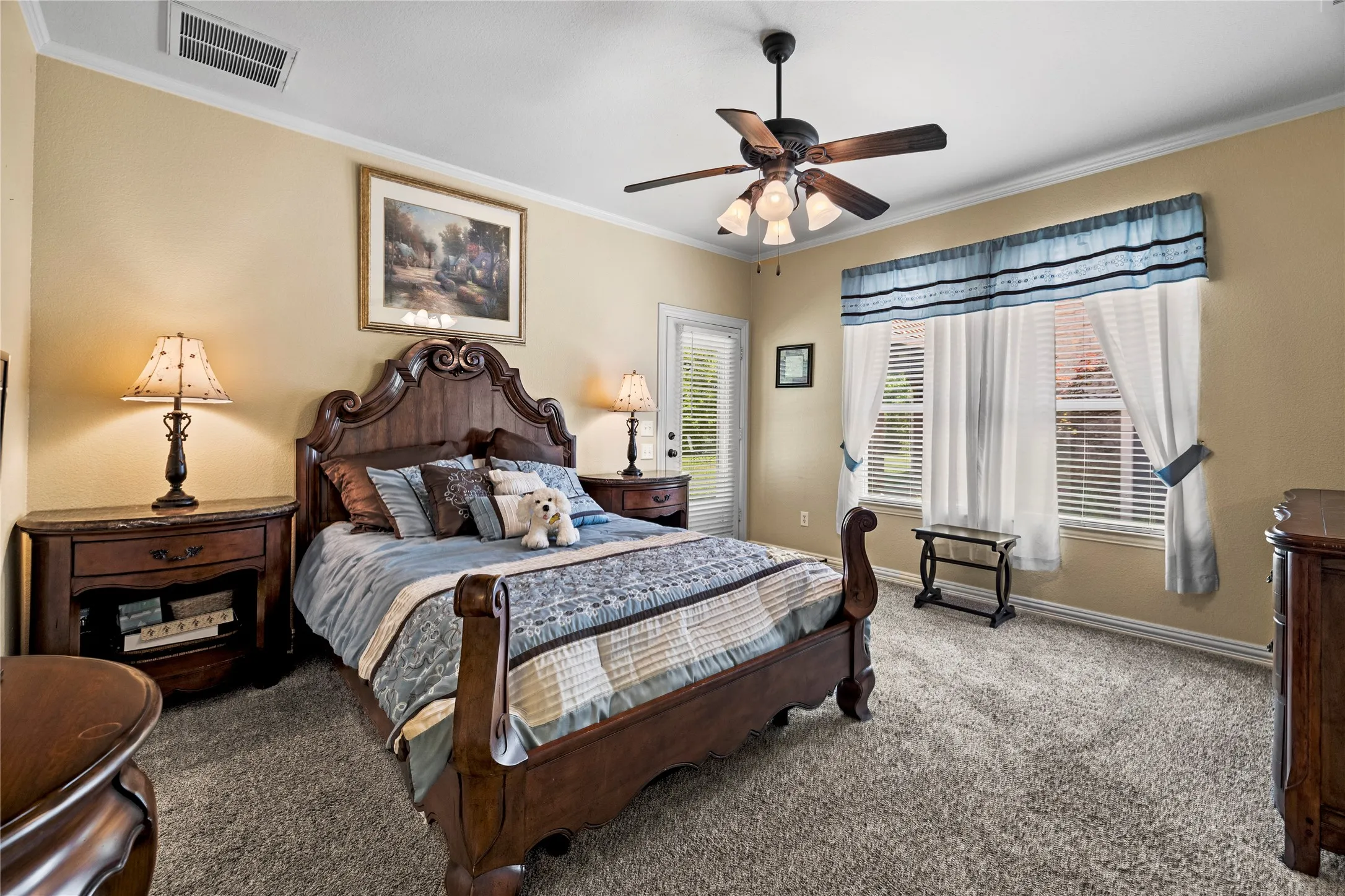 Single Family Residence For Sale in Henderson County , 8597 Fallow Run, Larue, Texas 75770, 3 Bedroom, 3 Bathroom, 2 Garage spaces, 3,857 Sqft, built in 2005, Price $899,000, mls#21284025, Real Estate Agent in Larue, Homes For Sale in Henderson county, Homes For Sale in Larue, Realtor in Larue Texas, Real Estate Brokerage Independent Realty Texas, Luminita Cordes Realtor
