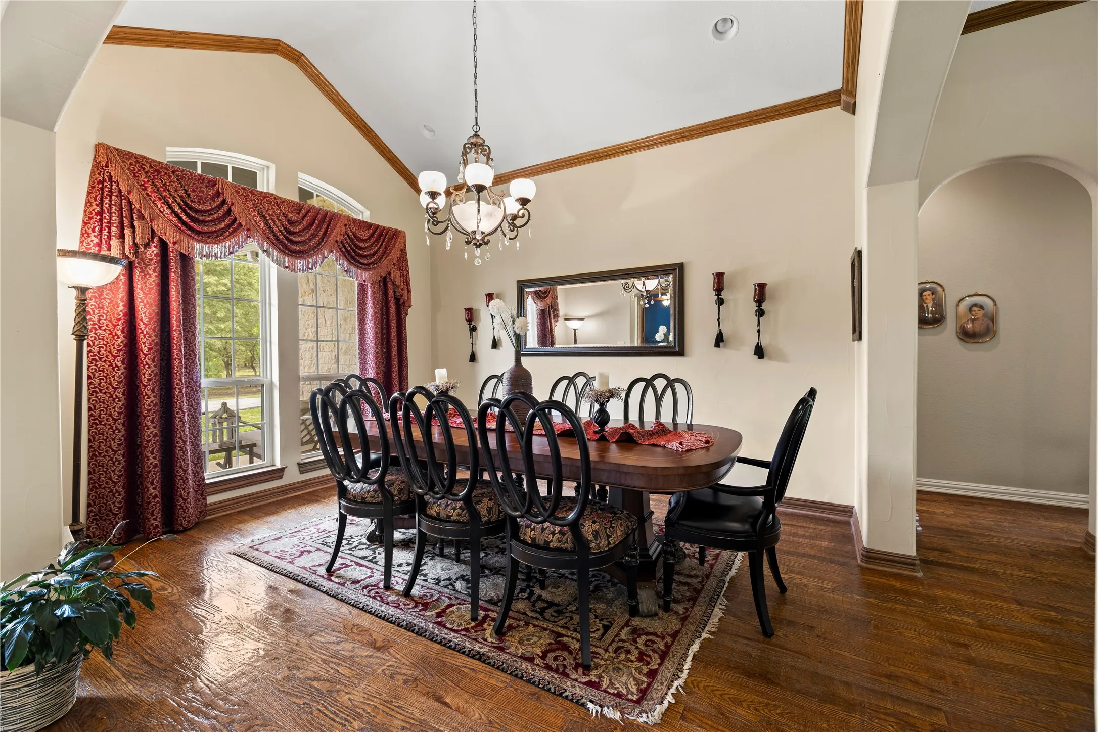 Single Family Residence For Sale in Henderson County , 8597 Fallow Run, Larue, Texas 75770, 3 Bedroom, 3 Bathroom, 2 Garage spaces, 3,857 Sqft, built in 2005, Price $899,000, mls#21284025, Real Estate Agent in Larue, Homes For Sale in Henderson county, Homes For Sale in Larue, Realtor in Larue Texas, Real Estate Brokerage Independent Realty Texas, Luminita Cordes Realtor
