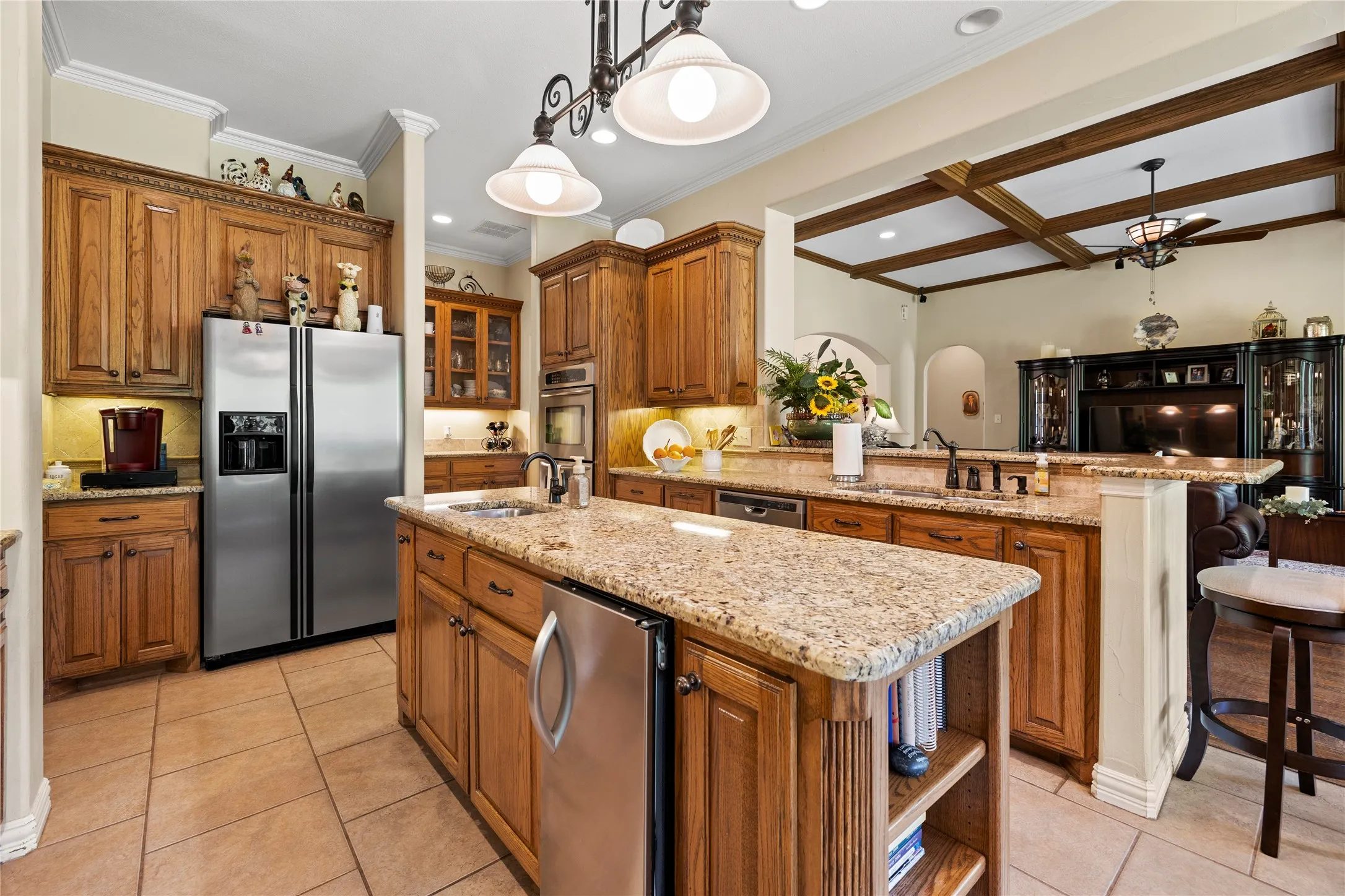 Single Family Residence For Sale in Henderson County , 8597 Fallow Run, Larue, Texas 75770, 3 Bedroom, 3 Bathroom, 2 Garage spaces, 3,857 Sqft, built in 2005, Price $899,000, mls#21284025, Real Estate Agent in Larue, Homes For Sale in Henderson county, Homes For Sale in Larue, Realtor in Larue Texas, Real Estate Brokerage Independent Realty Texas, Luminita Cordes Realtor
