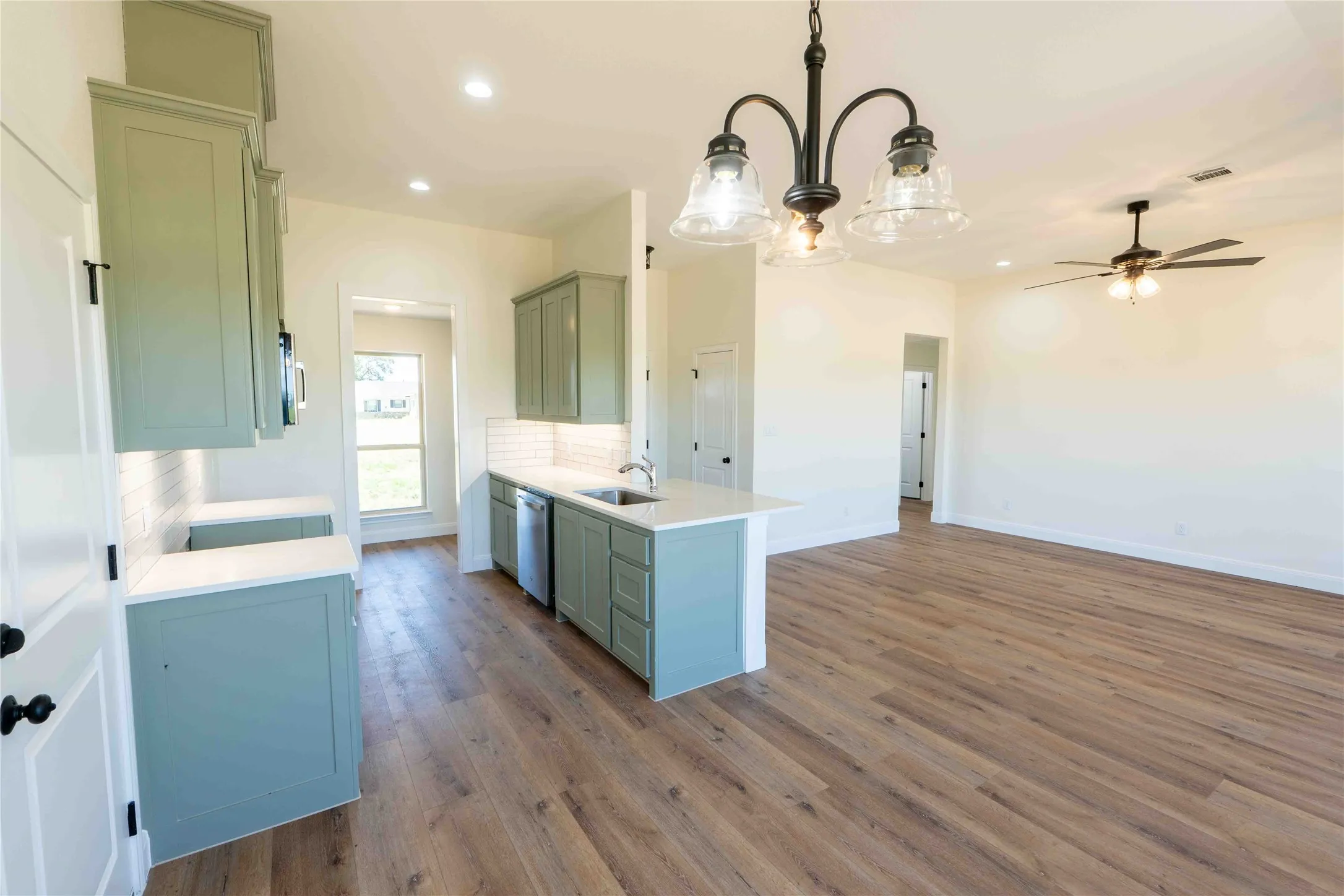 Single Family Residence For Sale in Jack County , 507 Crusher Road, Jacksboro, Texas 76458, 3 Bedroom, 2 Bathroom, 2 Garage spaces, 1,277 Sqft, built in 2026, mls#21284913, Real Estate Agent in Jacksboro, Homes For Sale in Jack county, Homes For Sale in Jacksboro, Realtor in Jacksboro Texas, Real Estate Brokerage Independent Realty Texas, Luminita Cordes Realtor