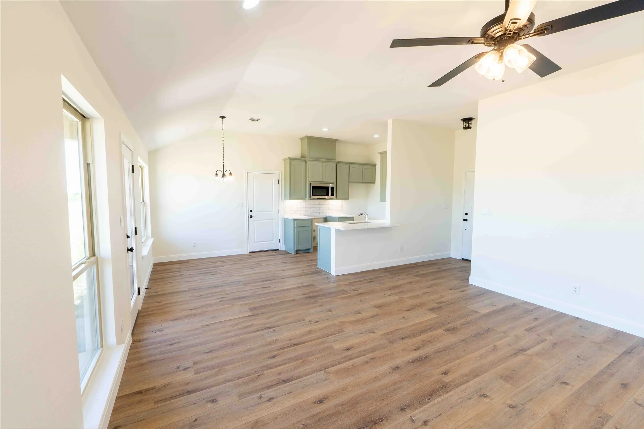 Single Family Residence For Sale in Jack County , 507 Crusher Road, Jacksboro, Texas 76458, 3 Bedroom, 2 Bathroom, 2 Garage spaces, 1,277 Sqft, built in 2026, mls#21284913, Real Estate Agent in Jacksboro, Homes For Sale in Jack county, Homes For Sale in Jacksboro, Realtor in Jacksboro Texas, Real Estate Brokerage Independent Realty Texas, Luminita Cordes Realtor