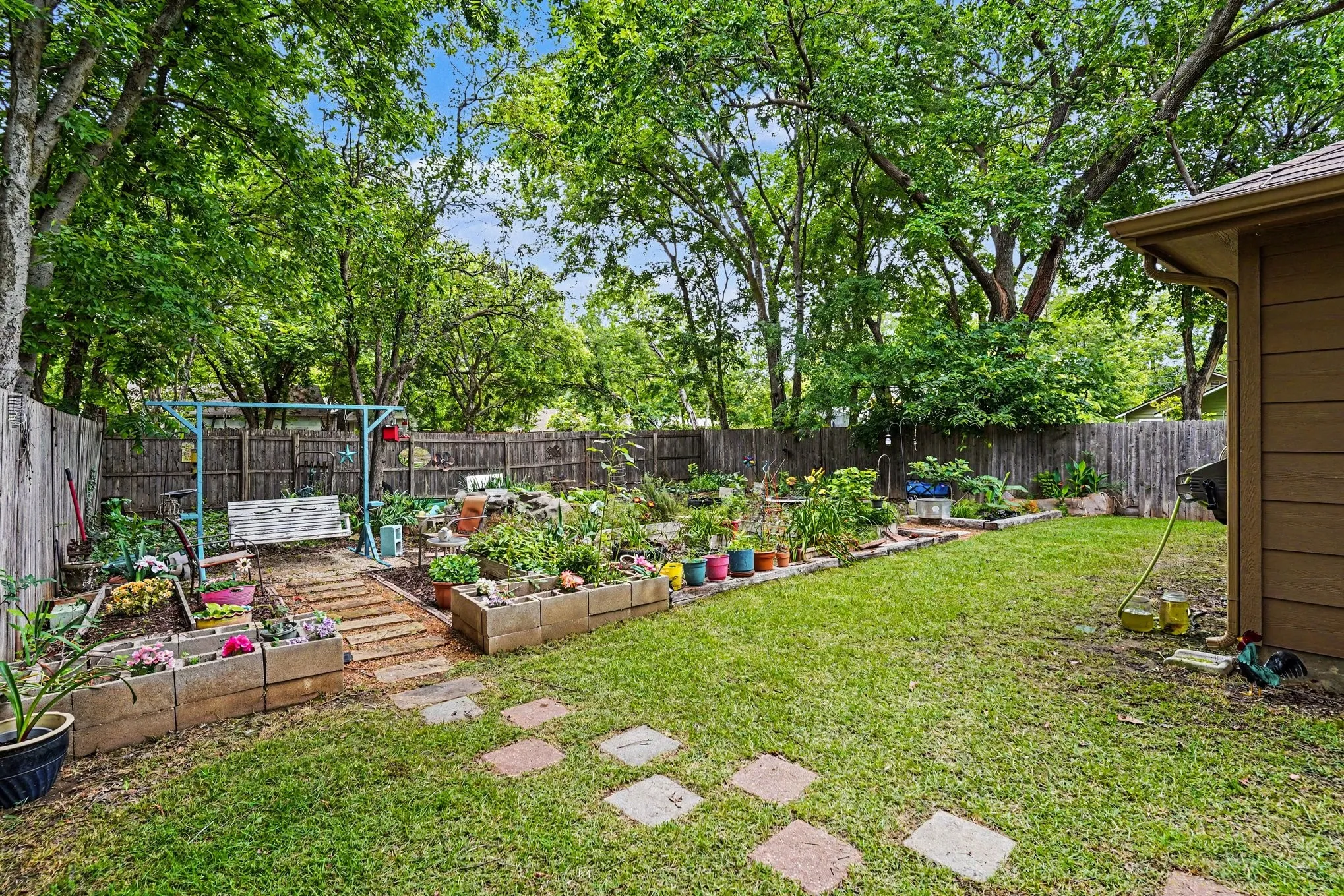 Single Family Residence For Sale in Cooke County , 1327 Lanius Street, Gainesville, Texas 76240, 4 Bedroom, 2 Bathroom, 2 Garage spaces, 1,571 Sqft, built in 2020, mls#21284905, Real Estate Agent in Gainesville, Homes For Sale in Cooke county, Homes For Sale in Gainesville, Realtor in Gainesville Texas, Real Estate Brokerage Independent Realty Texas, Luminita Cordes Realtor