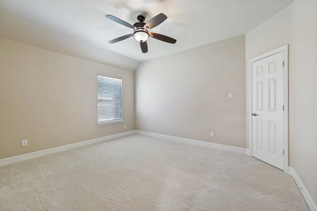 Single Family Residence For Sale in Collin County , 504 Peterhouse Drive, Mc Kinney, Texas 75071, 3 Bedroom, 2 Bathroom, 3 Garage spaces, 2,821 Sqft, built in 2012, mls#21284845, Real Estate Agent in Mc Kinney, Homes For Sale in Collin county, Homes For Sale in Mc Kinney, Realtor in Mc Kinney Texas, Real Estate Brokerage Independent Realty Texas, Luminita Cordes Realtor