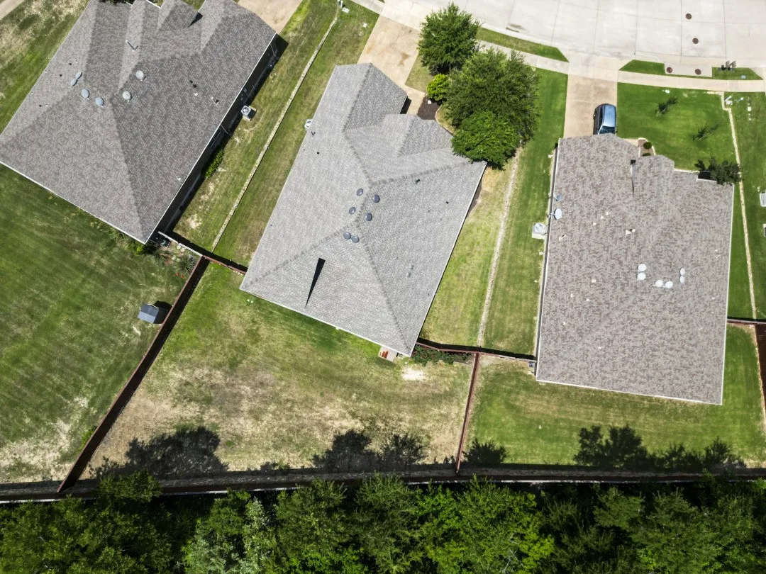 Single Family Residence For Sale in Collin County , 504 Peterhouse Drive, Mc Kinney, Texas 75071, 3 Bedroom, 2 Bathroom, 3 Garage spaces, 2,821 Sqft, built in 2012, mls#21284845, Real Estate Agent in Mc Kinney, Homes For Sale in Collin county, Homes For Sale in Mc Kinney, Realtor in Mc Kinney Texas, Real Estate Brokerage Independent Realty Texas, Luminita Cordes Realtor