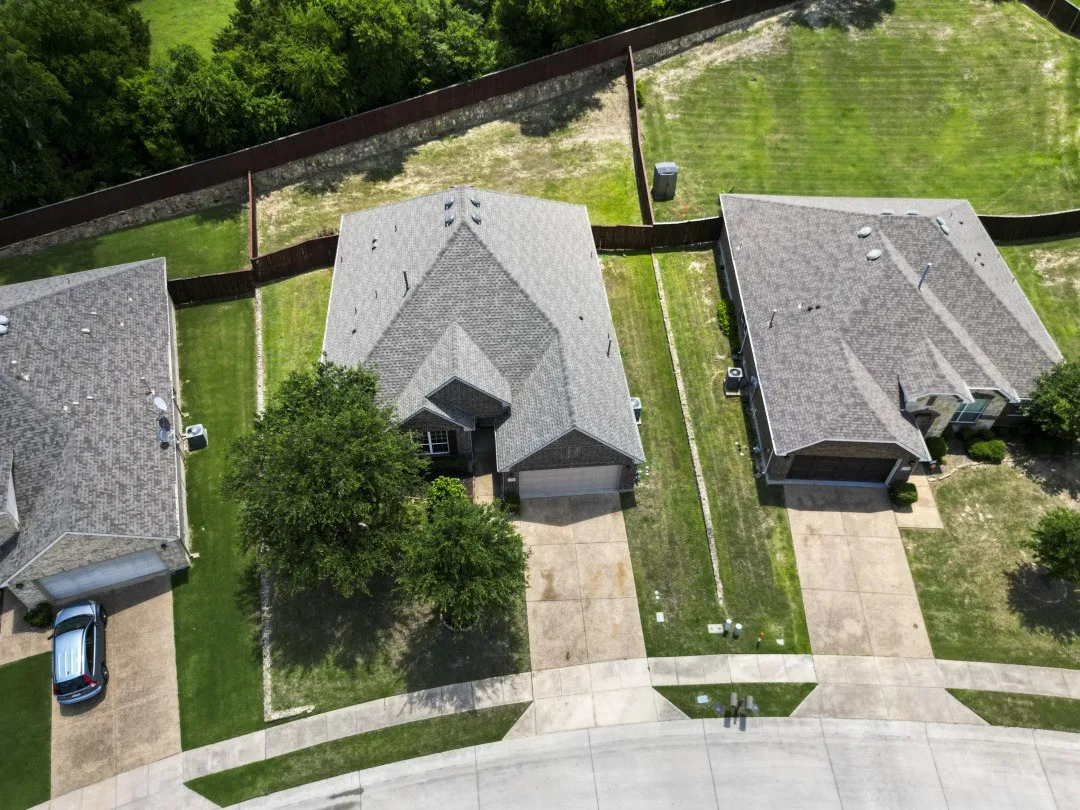 Single Family Residence For Sale in Collin County , 504 Peterhouse Drive, Mc Kinney, Texas 75071, 3 Bedroom, 2 Bathroom, 3 Garage spaces, 2,821 Sqft, built in 2012, mls#21284845, Real Estate Agent in Mc Kinney, Homes For Sale in Collin county, Homes For Sale in Mc Kinney, Realtor in Mc Kinney Texas, Real Estate Brokerage Independent Realty Texas, Luminita Cordes Realtor