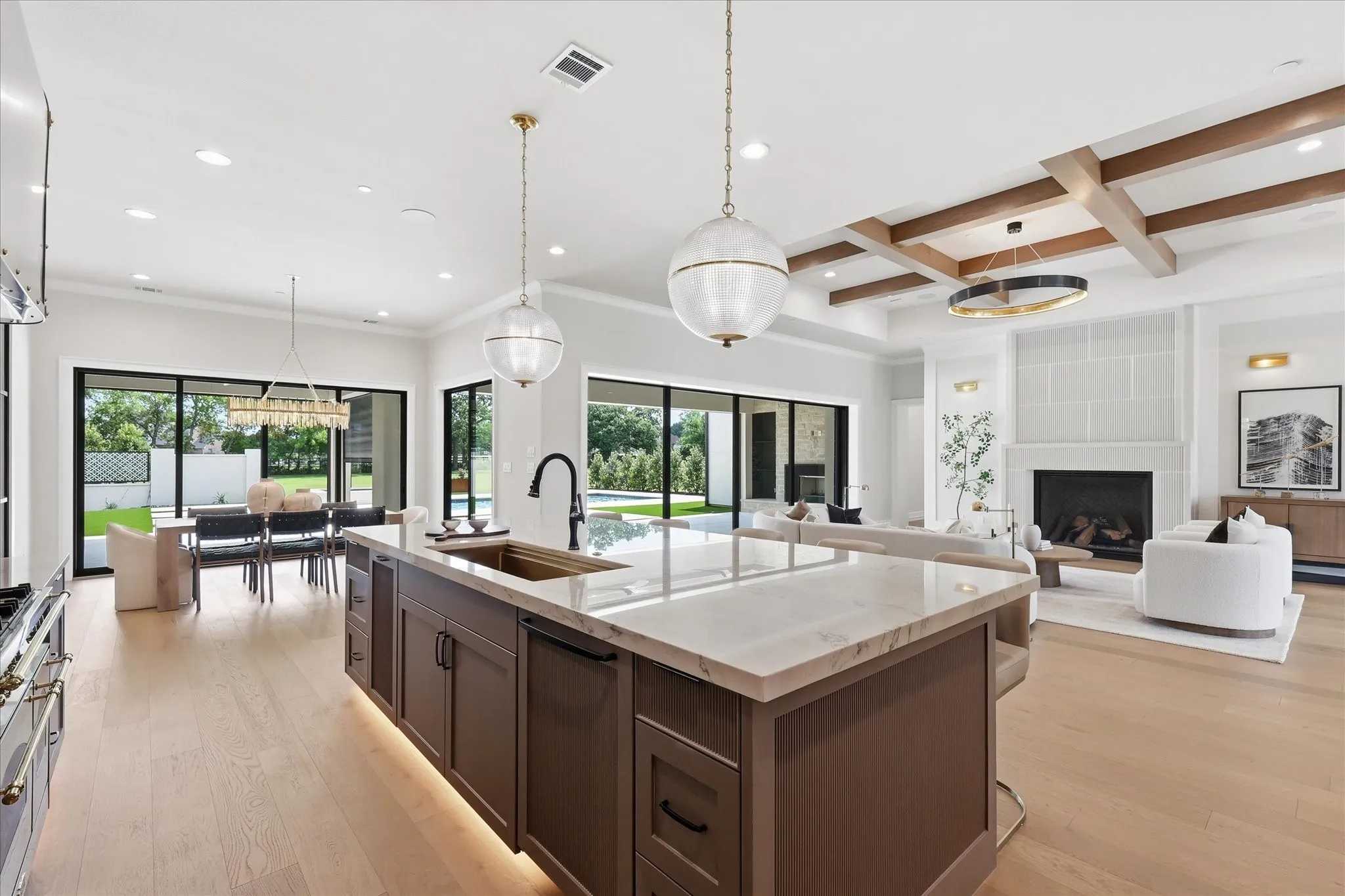 Single Family Residence For Sale in Denton County , 1418 Clydesdale Road, Bartonville, Texas 76226, 5 Bedroom, 7 Bathroom, 4 Garage spaces, 6,978 Sqft, built in 2025, mls#21284053, Real Estate Agent in Bartonville, Homes For Sale in Denton county, Homes For Sale in Bartonville, Realtor in Bartonville Texas, Real Estate Brokerage Independent Realty Texas, Luminita Cordes Realtor