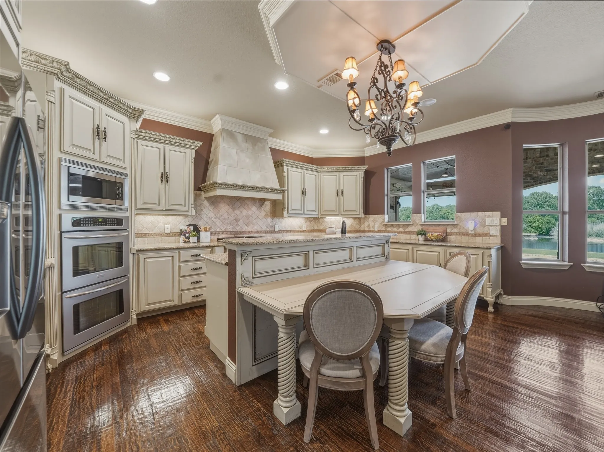 Single Family Residence For Sale in Parker County , 132 The Lakes Drive, Aledo, Texas 76008, 4 Bedroom, 5 Bathroom, 3 Garage spaces, 4,753 Sqft, built in 2008, Price $1,299,900, mls#21277890, Real Estate Agent in Aledo, Homes For Sale in Parker county, Homes For Sale in Aledo, Realtor in Aledo Texas, Real Estate Brokerage Independent Realty Texas, Luminita Cordes Realtor