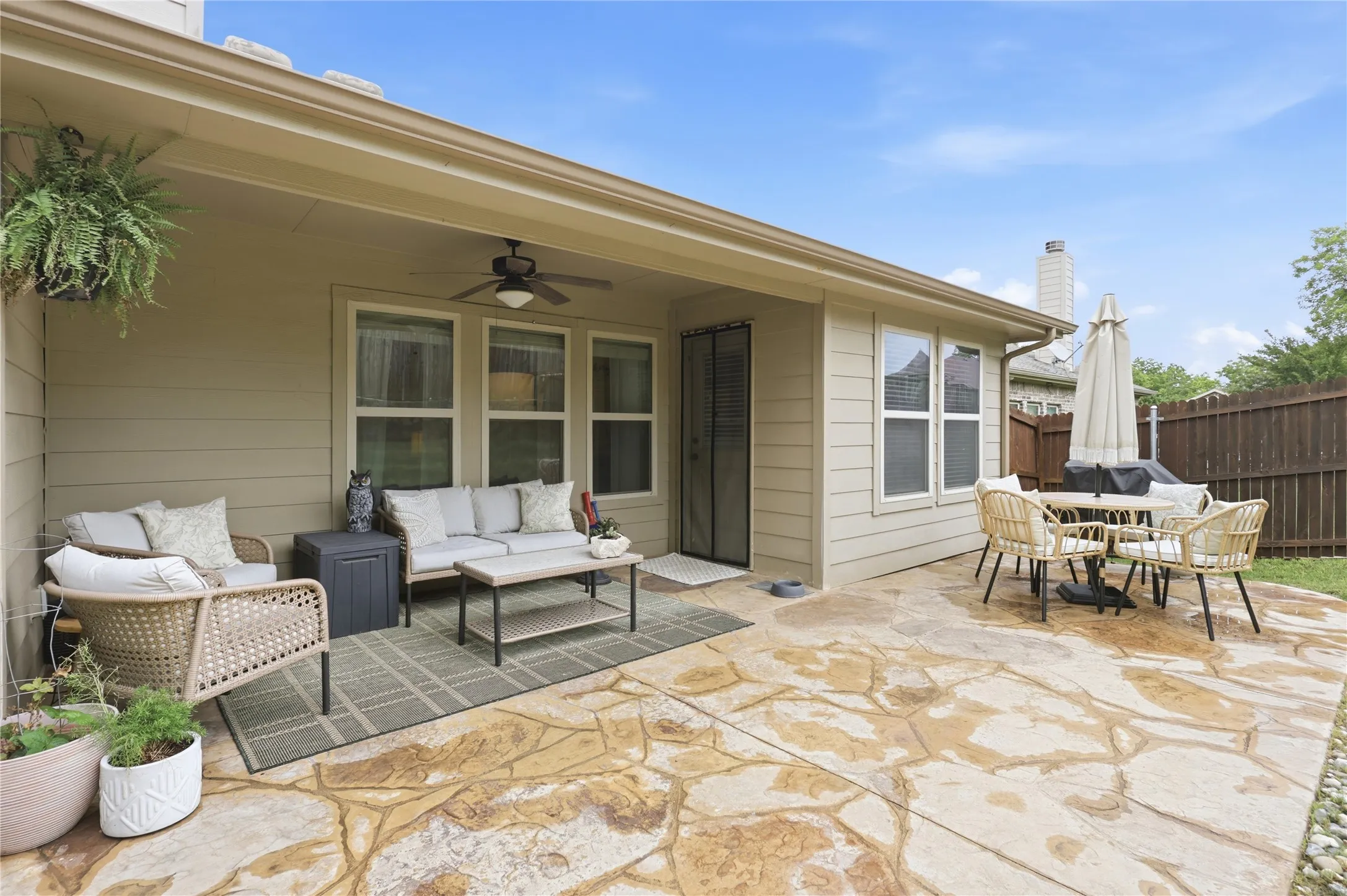 Single Family Residence For Sale in Collin County , 505 Wichita Trail, Mc Kinney, Texas 75071, 4 Bedroom, 3 Bathroom, 2 Garage spaces, 2,405 Sqft, built in 2013, mls#21283451, Real Estate Agent in Mc Kinney, Homes For Sale in Collin county, Homes For Sale in Mc Kinney, Realtor in Mc Kinney Texas, Real Estate Brokerage Independent Realty Texas, Luminita Cordes Realtor