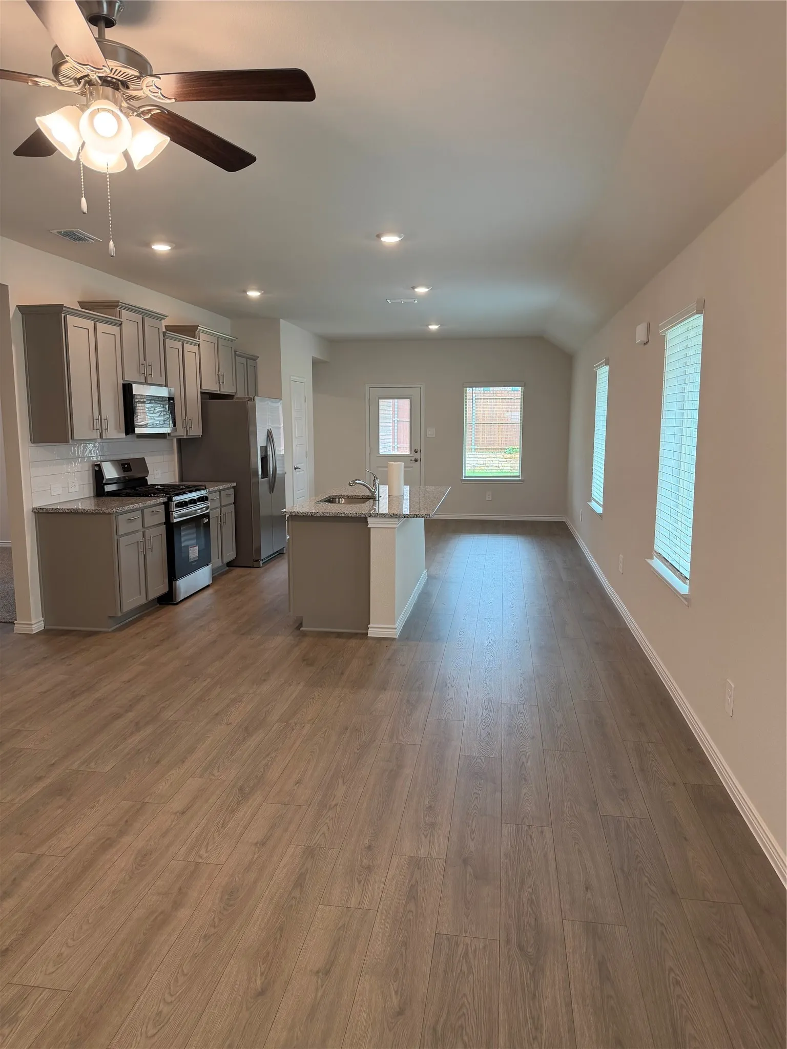 Single Family Residence For Rent in Denton County , 10213 Barron Drive, Aubrey, Texas 76227, 3 Bedroom, 2 Bathroom, 2 Garage spaces, 1,424 Sqft, built in 2026, mls#21280690, Real Estate Agent in Aubrey, Homes For Rent in Denton county, Homes For Rent in Aubrey, Realtor in Aubrey Texas, Real Estate Brokerage Independent Realty Texas, Luminita Cordes Realtor